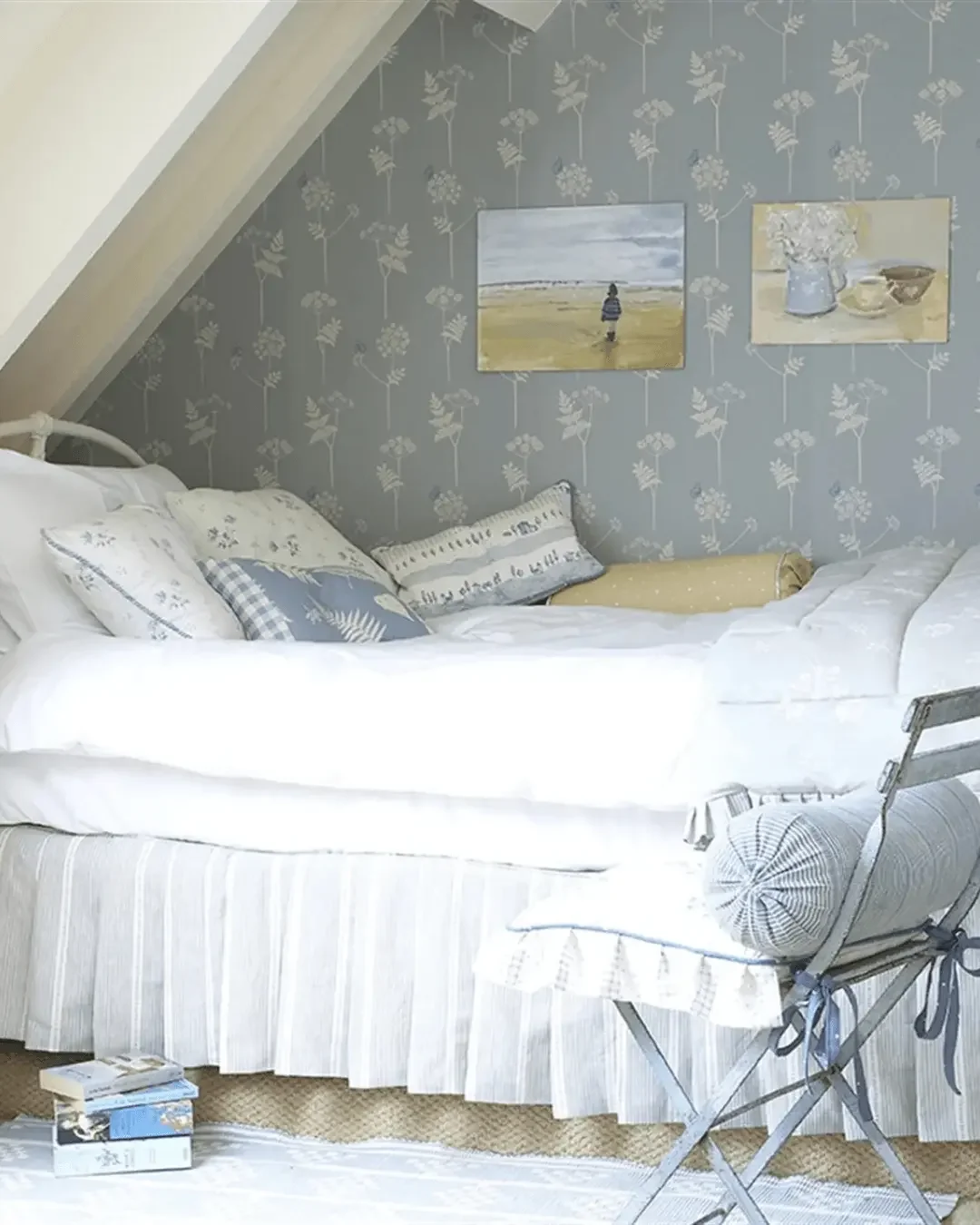 Vanessa Arbuthnott sky wallpaper - dainty prints inspired by nature