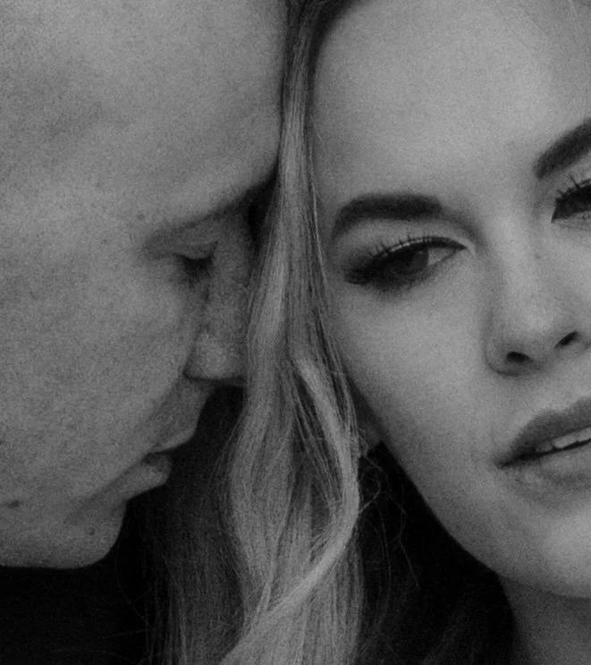 Amanda & Tylor _ B&W Edit 2-15.jpg