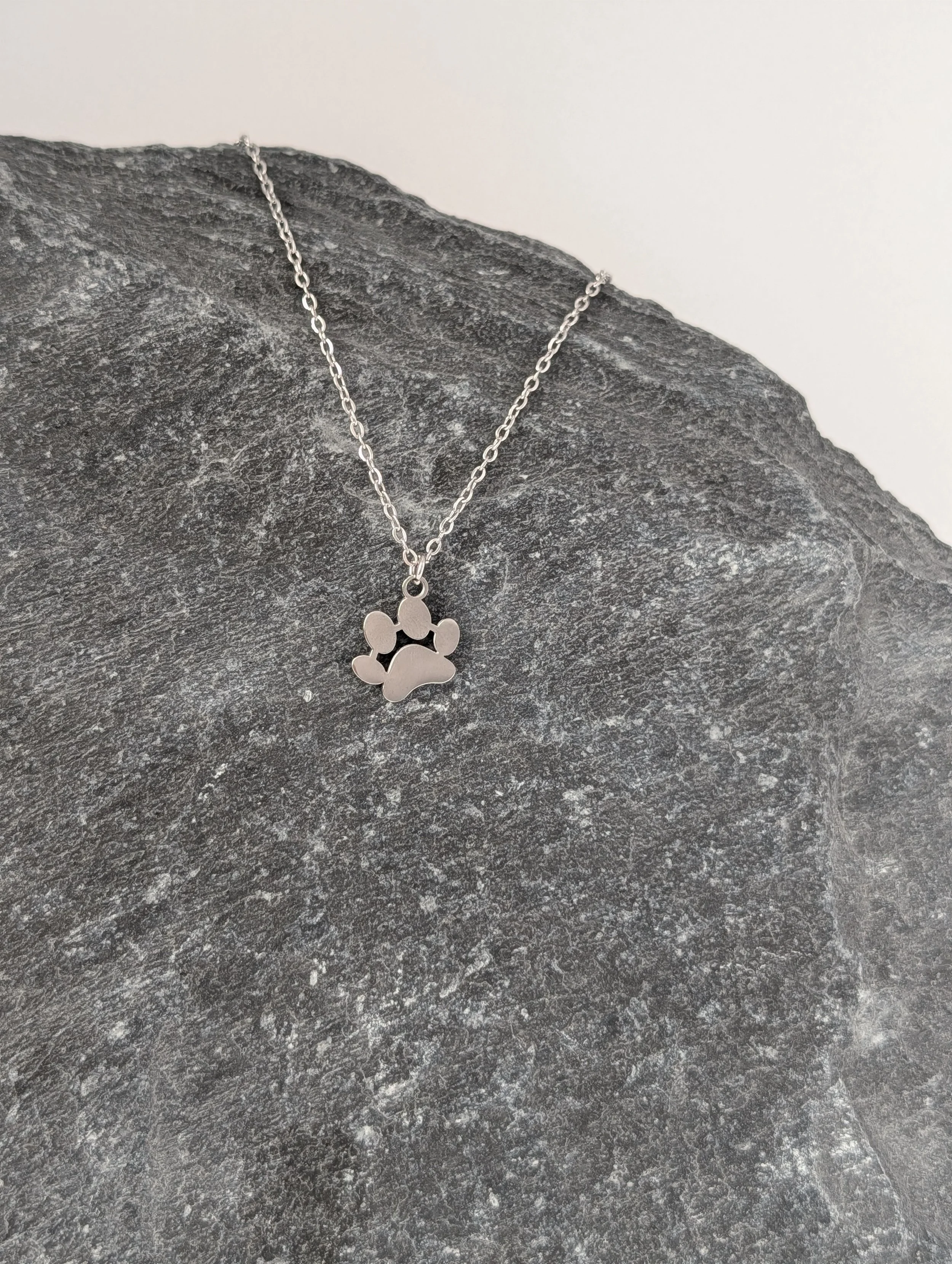 Dainty Paw Necklace