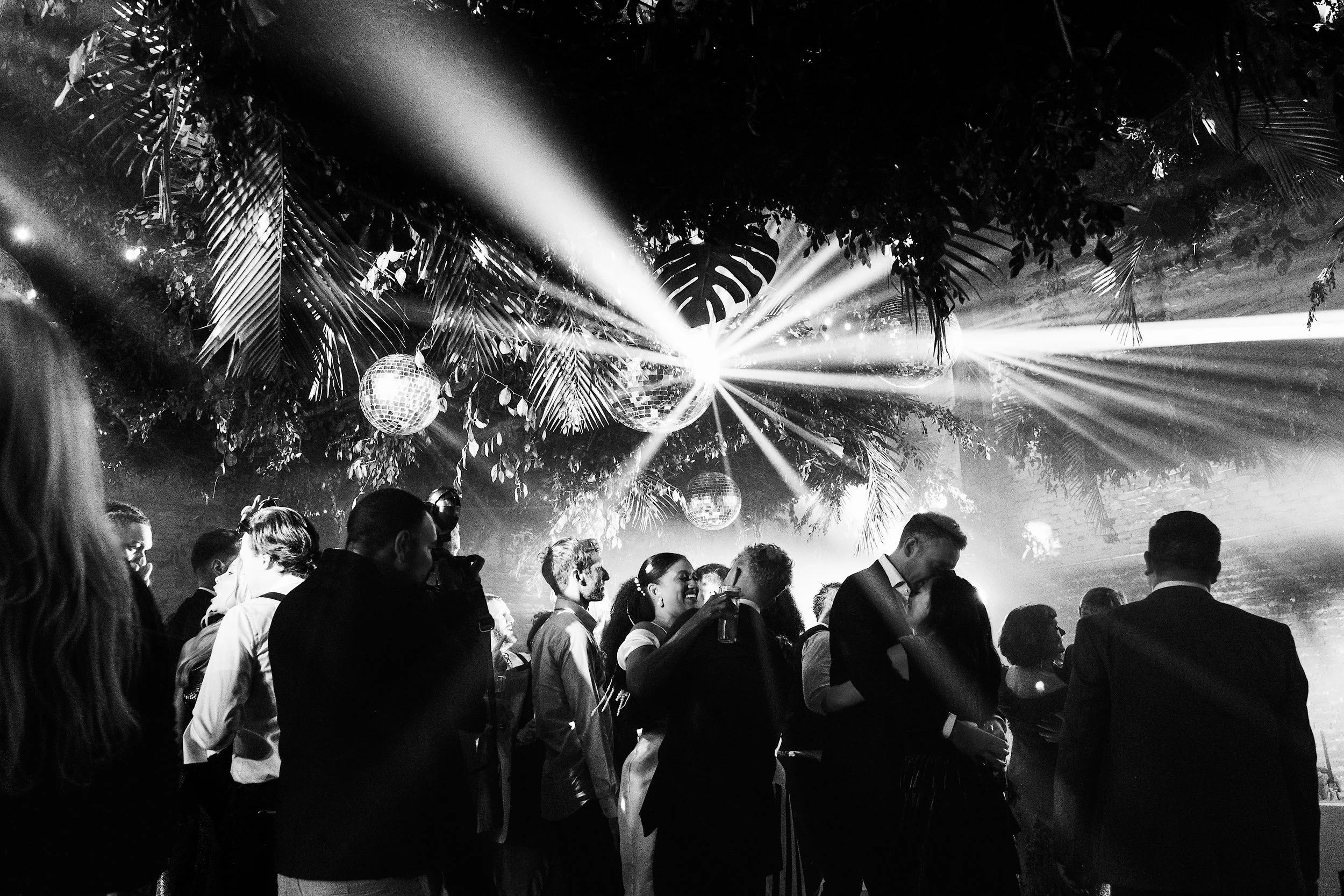 Wedding Photographer - Wedding party