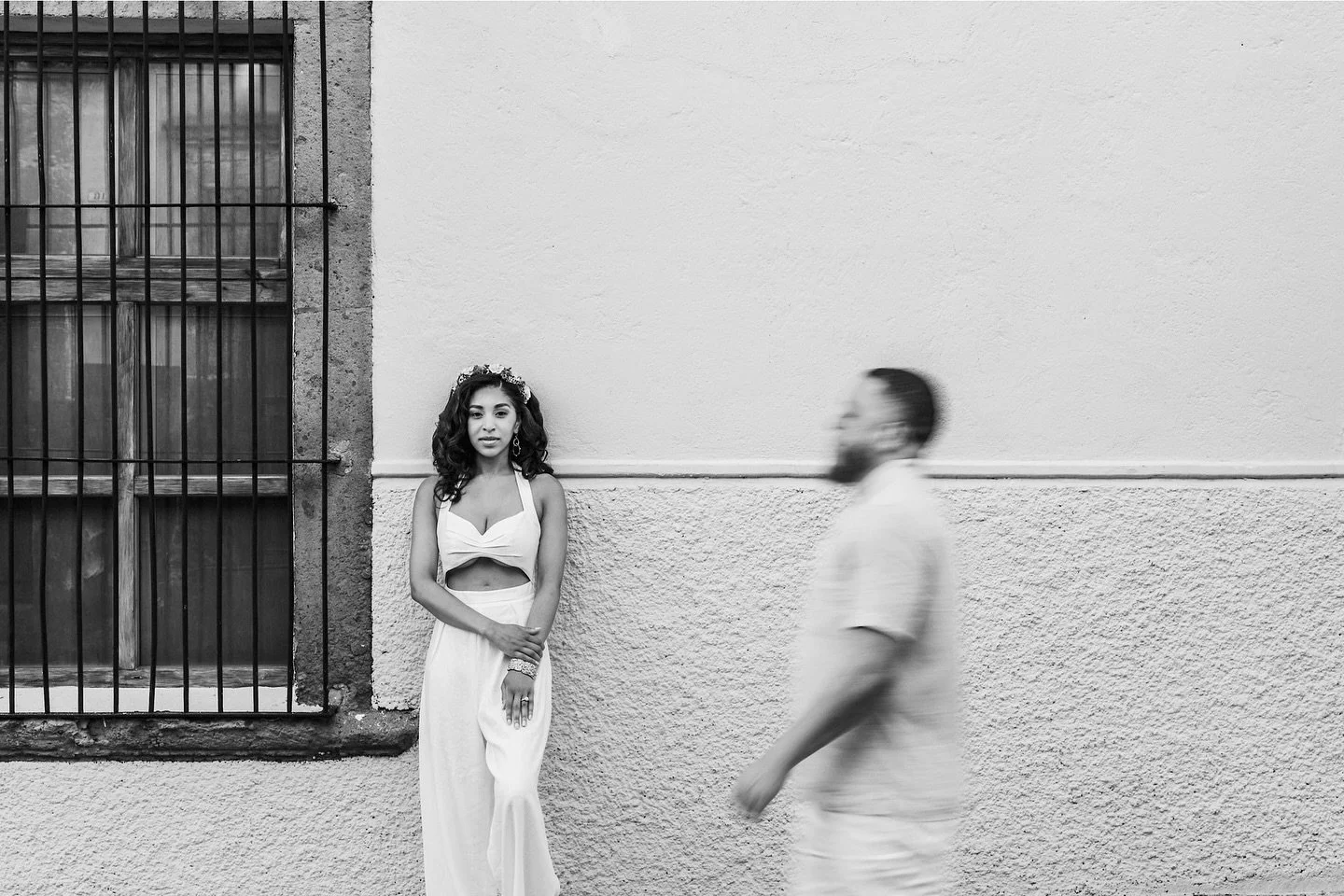 Ok, these two are getting married next year, and a few weeks ago I had the chance to photograph them. Two beautiful souls&mdash;fun, loving, kind&mdash;the kind of people you can talk with for hours without noticing time passing by. 🌿✨

I&rsquo;m be