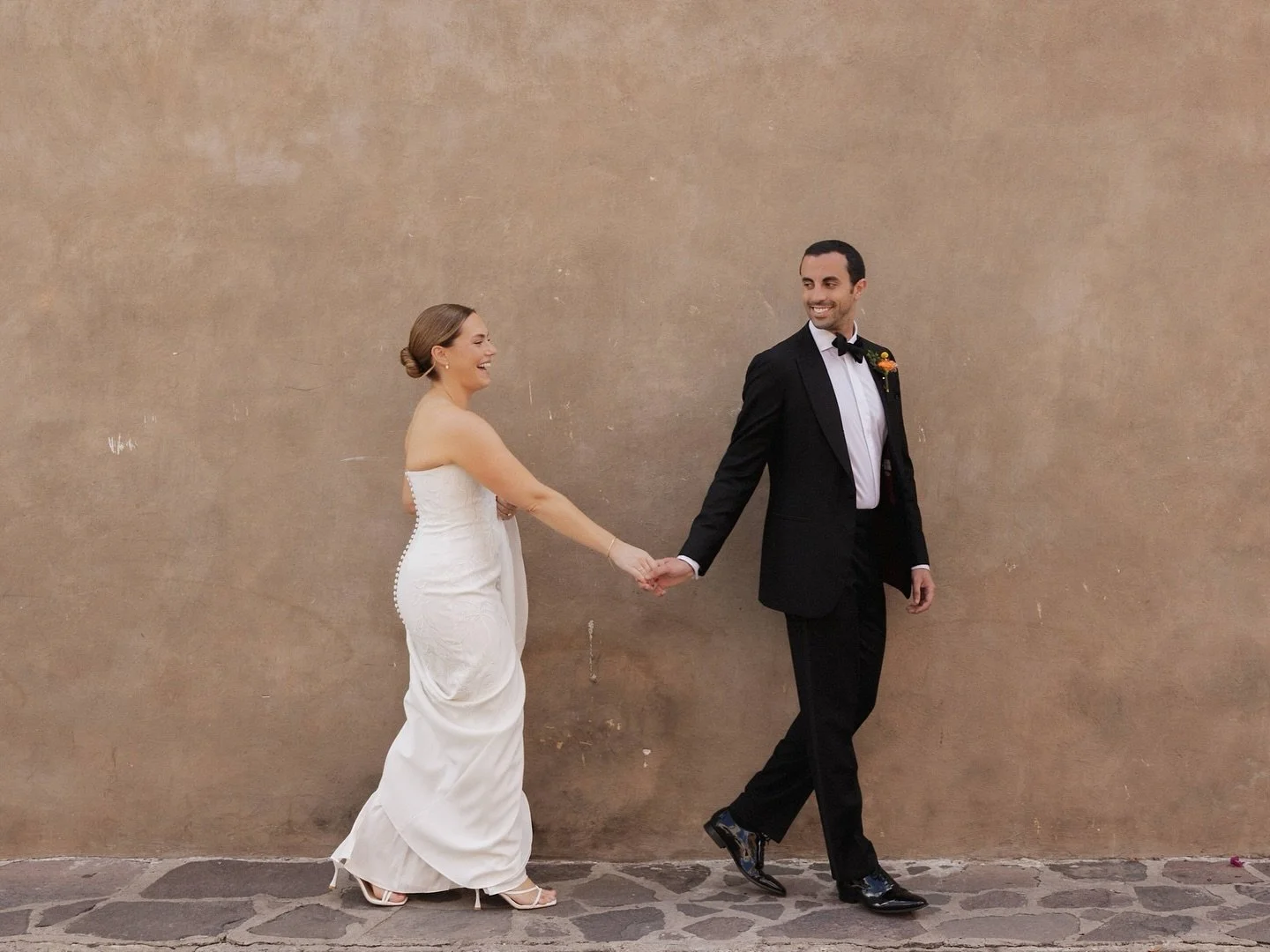 Grateful beyond words for all the couples who trust me to tell their story &mdash; exactly as it unfolds.
For those who resonate with the way I see and document a wedding: real, emotional, and full of meaning.
For let me guide them, just a little, so