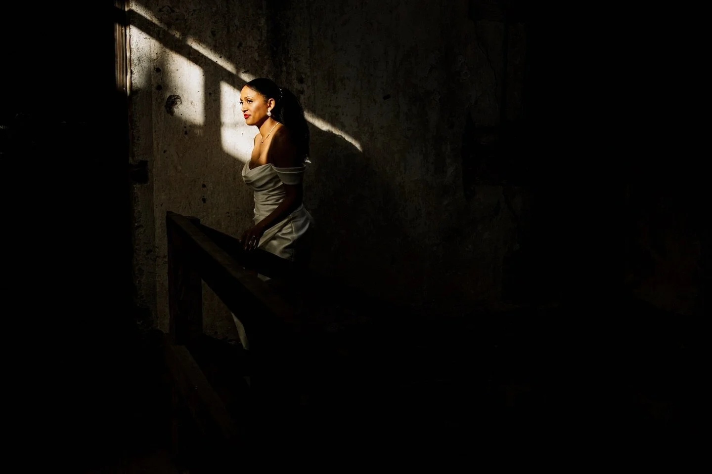 An intimate destination wedding in Mexico City, celebrated at @proyectospublicos and filled with energy, emotion, and people from all over the world.

Kendra &amp; Sam&rsquo;s wedding was about presence, connection, and letting the day unfold natural