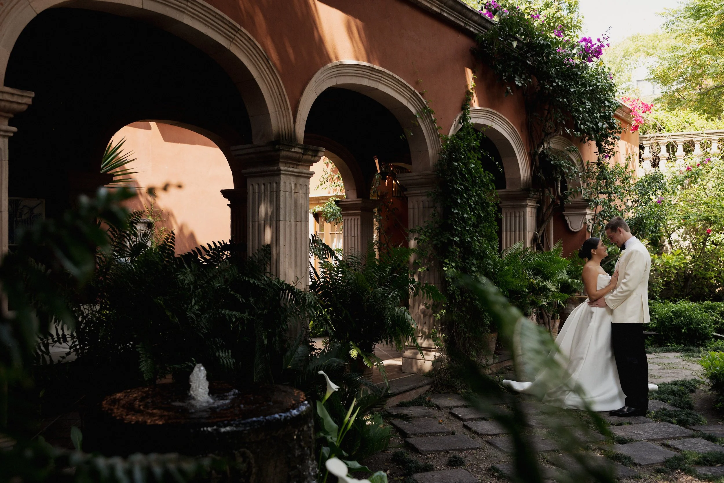 Sneak Peek - Monse + Hans - 0033-2.jpg