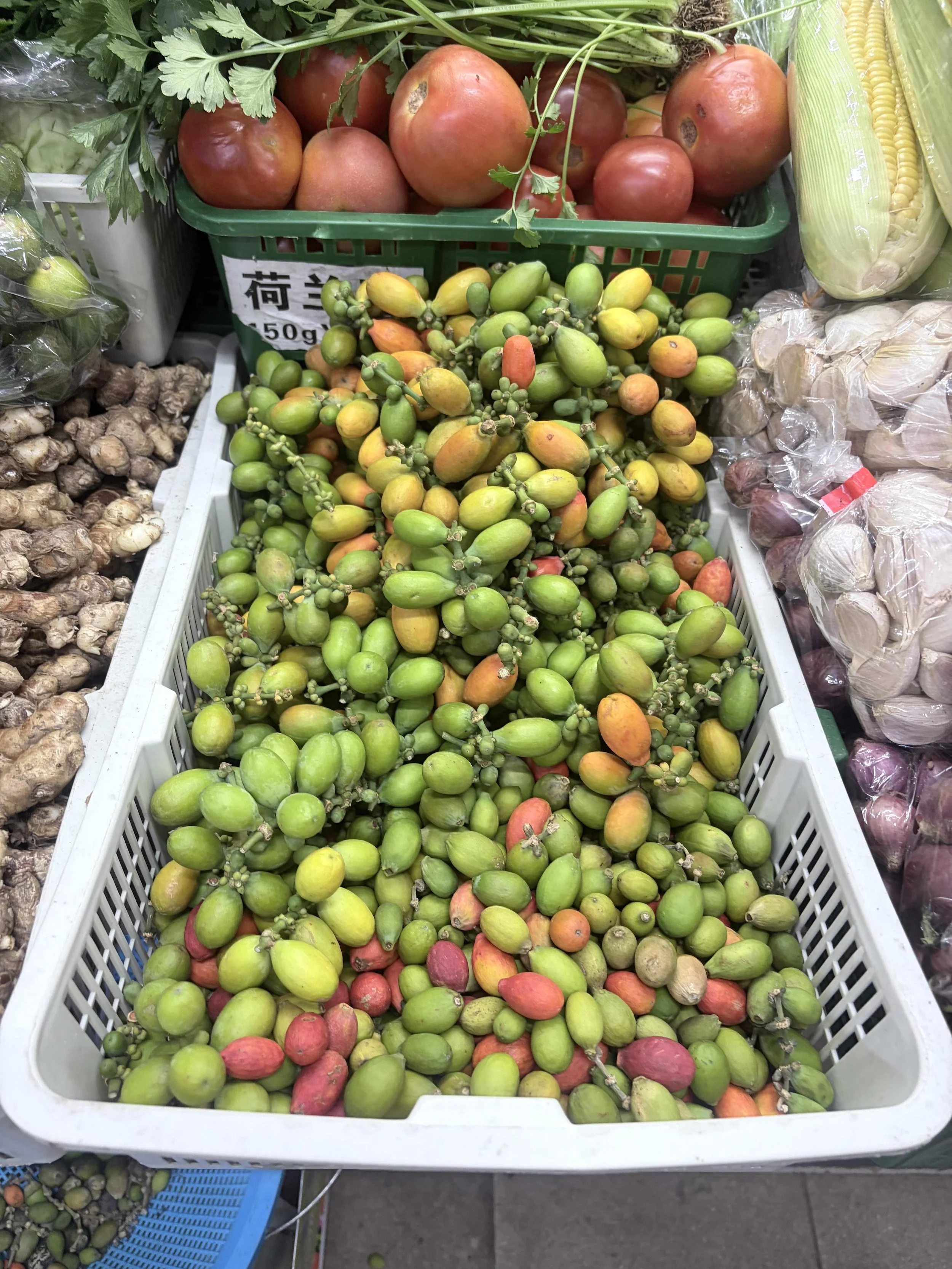 Right Under Our Noses: The Scents of Pasar Geylang Serai