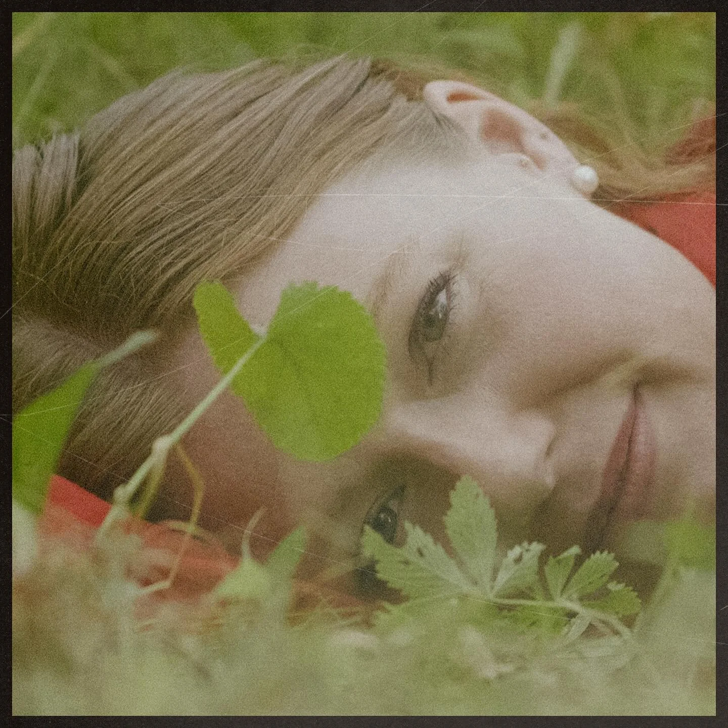 β°οΈ Montreal is out NOW β°οΈ
πͺπβ°οΈπΏπͺπβ°οΈπΏπͺπβ°οΈπΏ
I’m so thrilled to share the third single from my debut album If A Song Fades Out, It’s Playing Forever Somewhere — a co-release from Another Portal + Long Echo Records. Montreal i