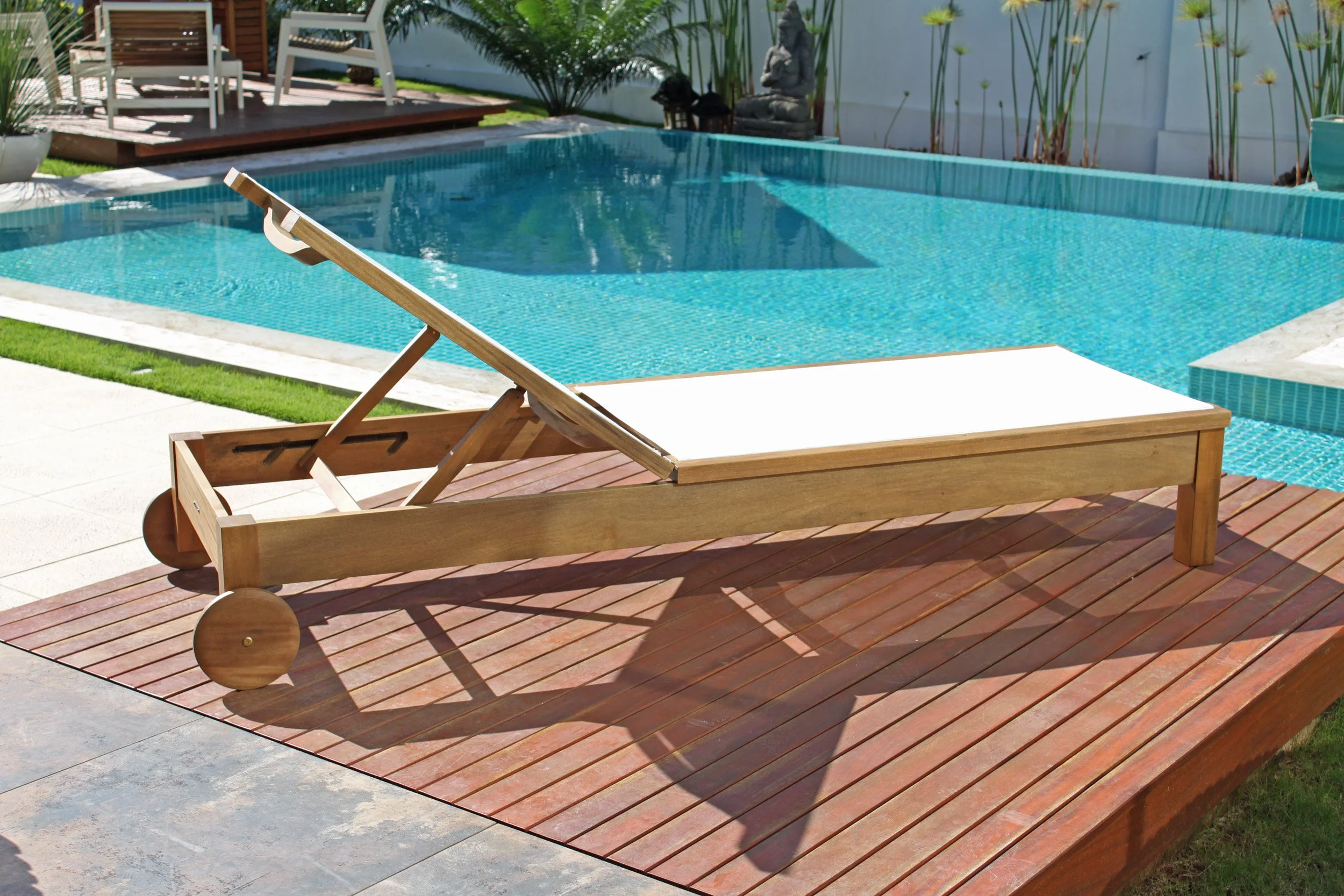 Chaise Longue Tropical Tela 01.jpg