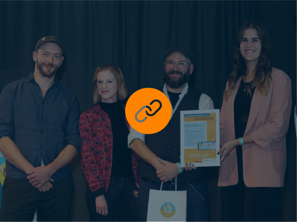 Auszeichnung Dieter Baacke Sonderpreis KI mit dem JFF-Projekt ”2084-ein medienpädagogisches Planspiel”
