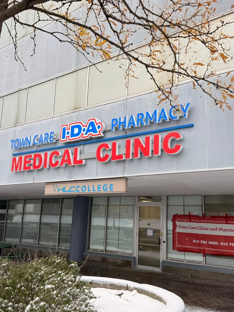 IDA Pharmacy and Clinic - Illuminated Channel letters on Aluminum Raceways (Toronto)