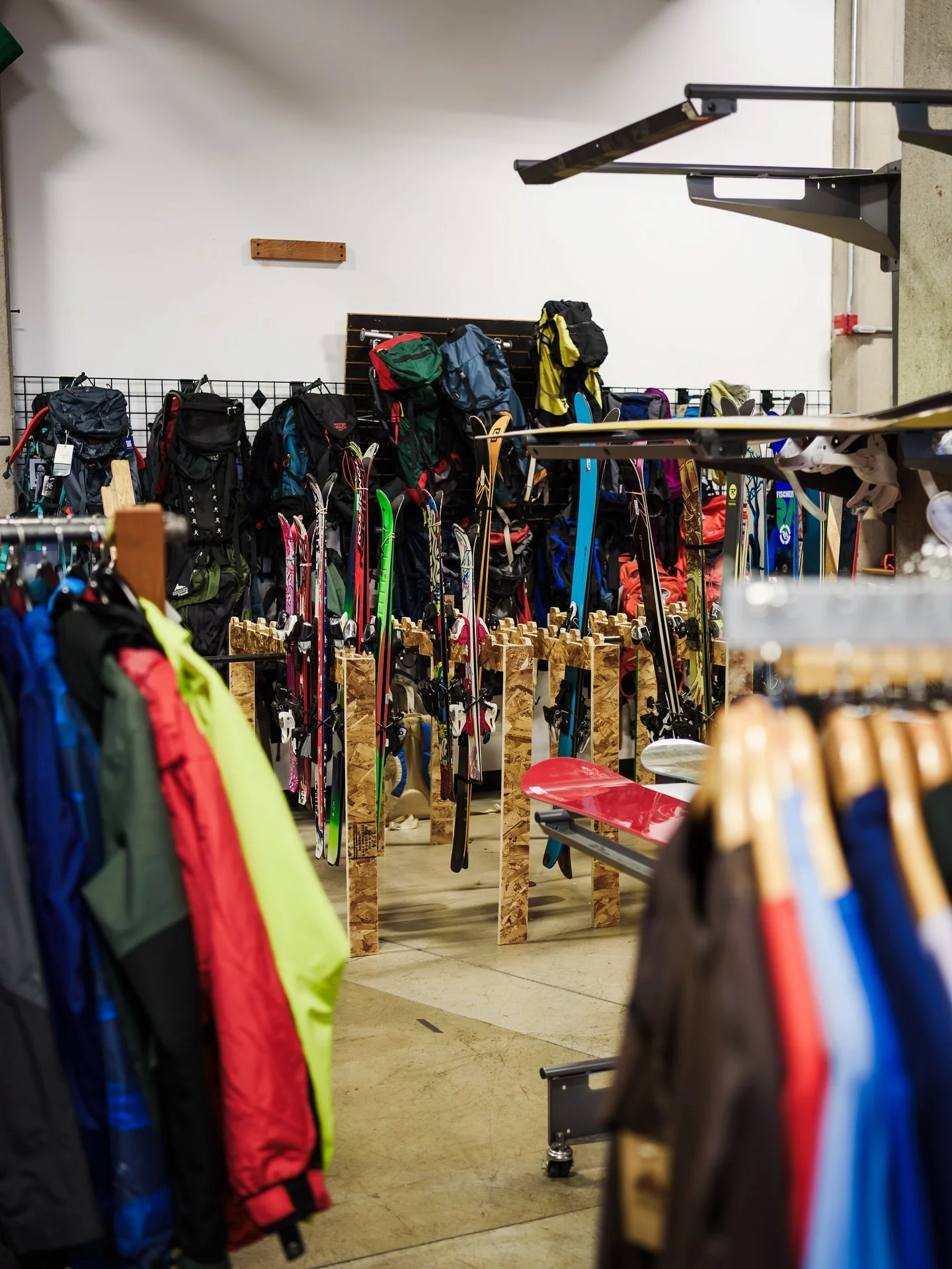 Heyo! 👋 just wanted to pop on to say we promise we&rsquo;re still here. Social media has taken a bit of a backseat with a beautifully busy summer (thanks to all you lovely people🫶🏻) and as we prep for winter we&rsquo;ve been making sure we have lo