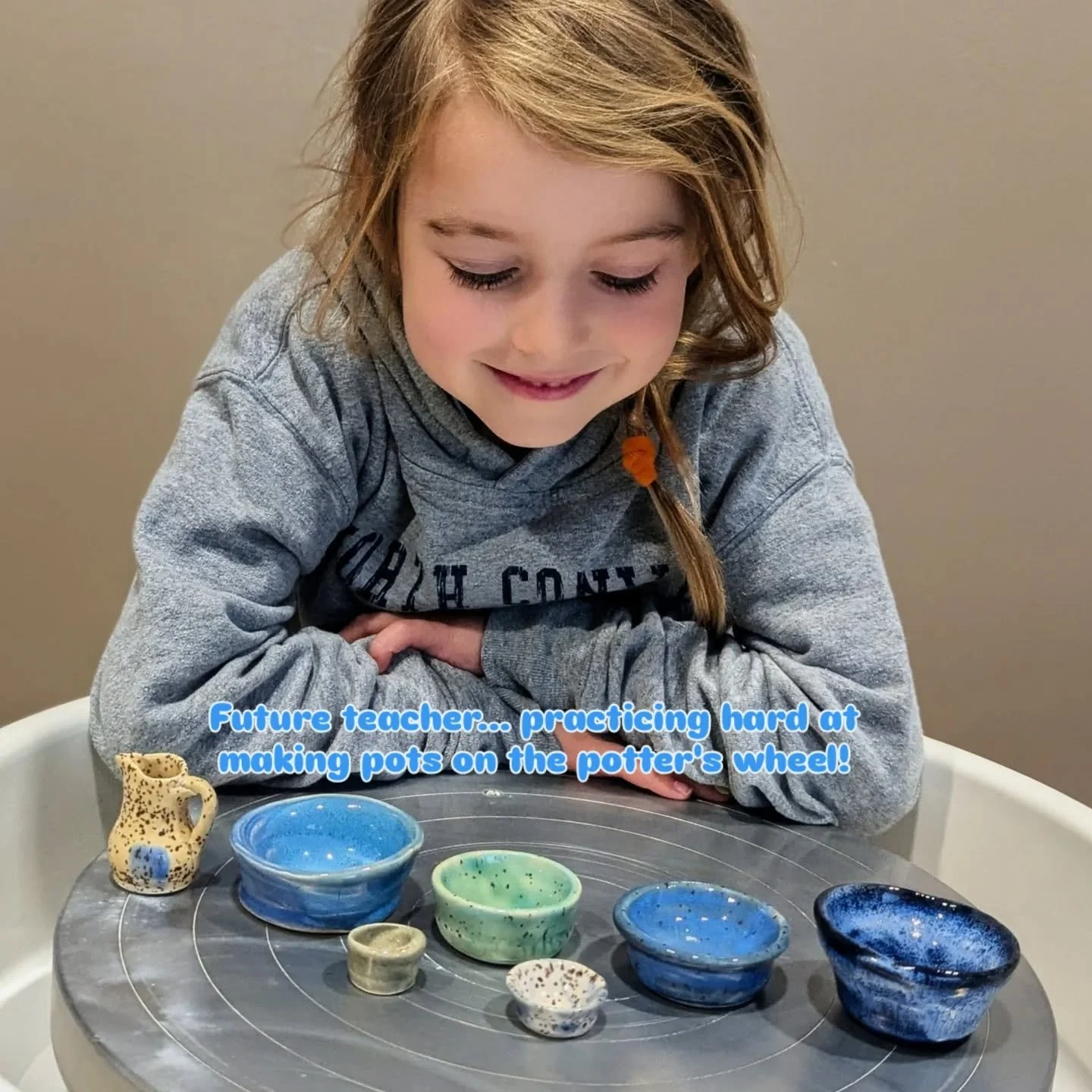 Join Willa and I on Tuesday mornings for Little Potters time where we will get our hands in clay and make all kinds of fun creations!

apottersplace.com/workshops 

#littlepotters #studiohelper  #wheelthrown