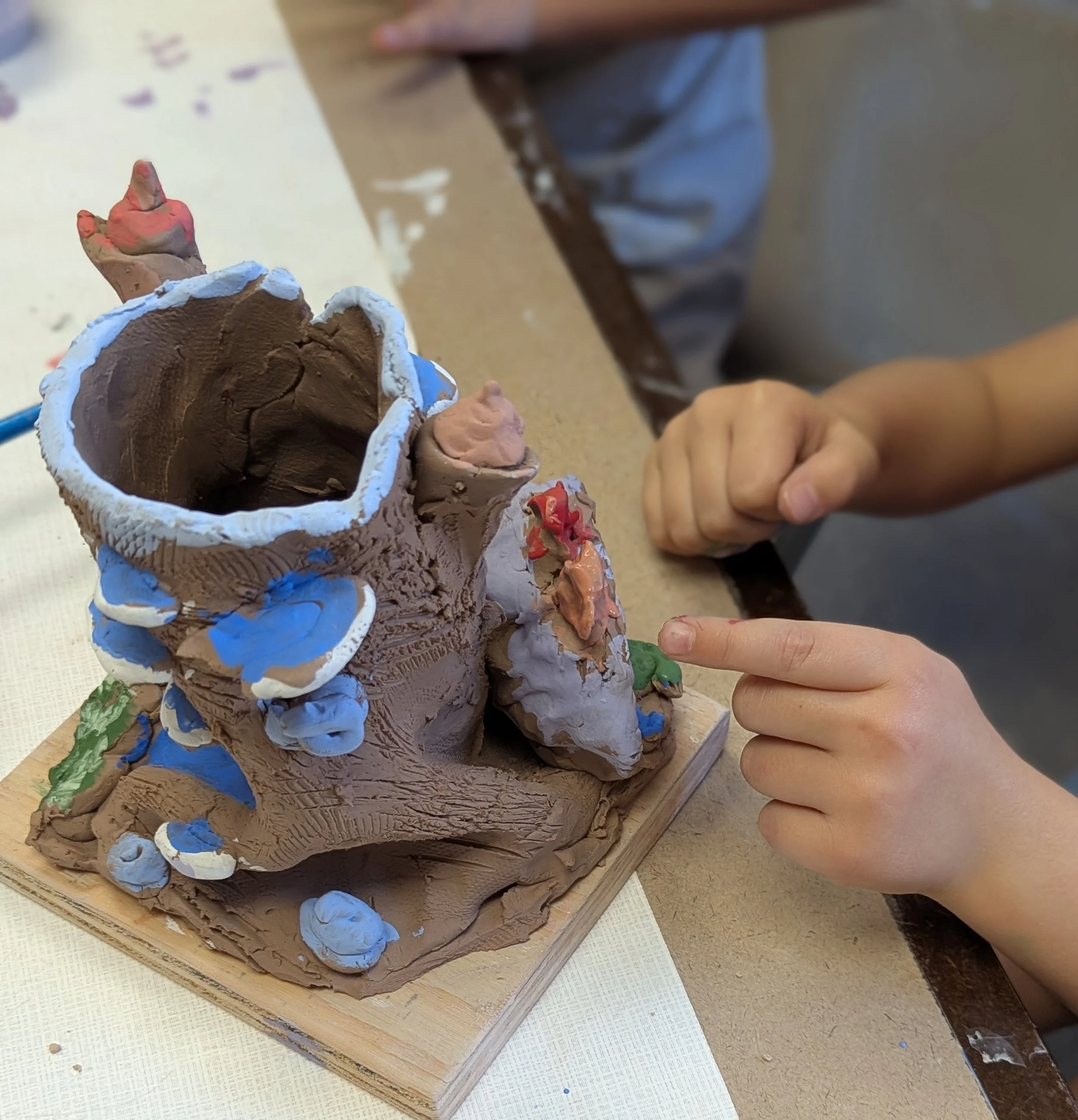 kidsclaycamp12.jpg