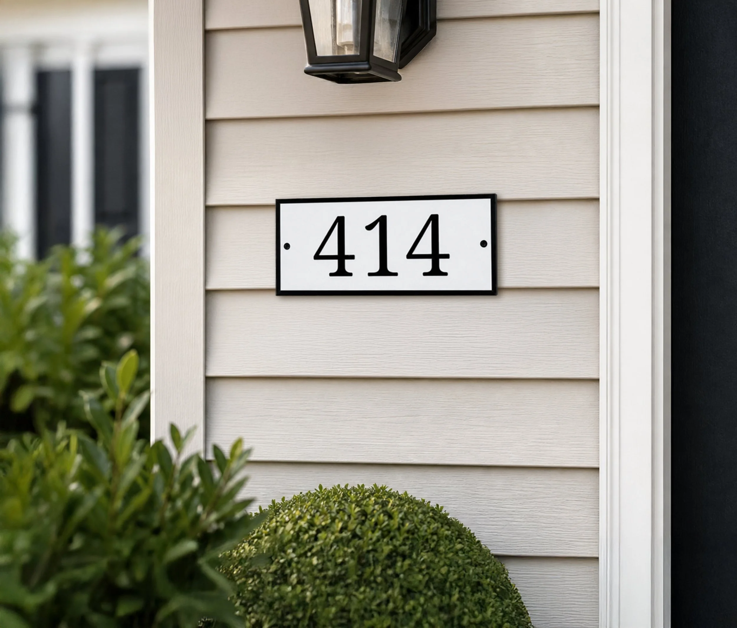 elegant-weatherproof-address-sign-black-white-serif-house-numbers-siding-wall.jpg.jpg