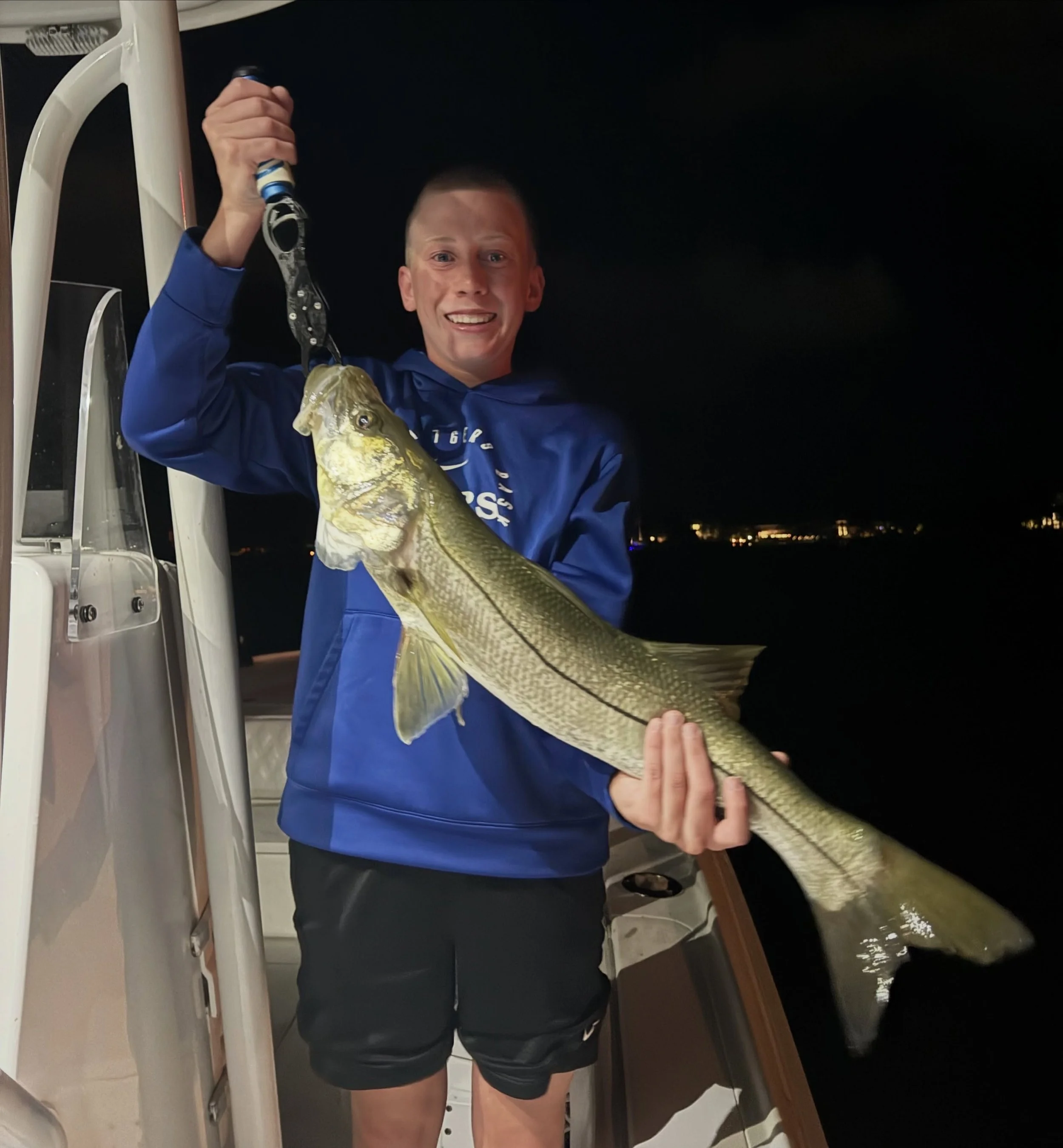 Snook light charters are the best! I guarantee you at least 10 snook or your money back on these trips!🔥 always come back with fillets as well! (Trout fillets). 
Interested in this trip? Dm me for details it&rsquo;s not listed yet.