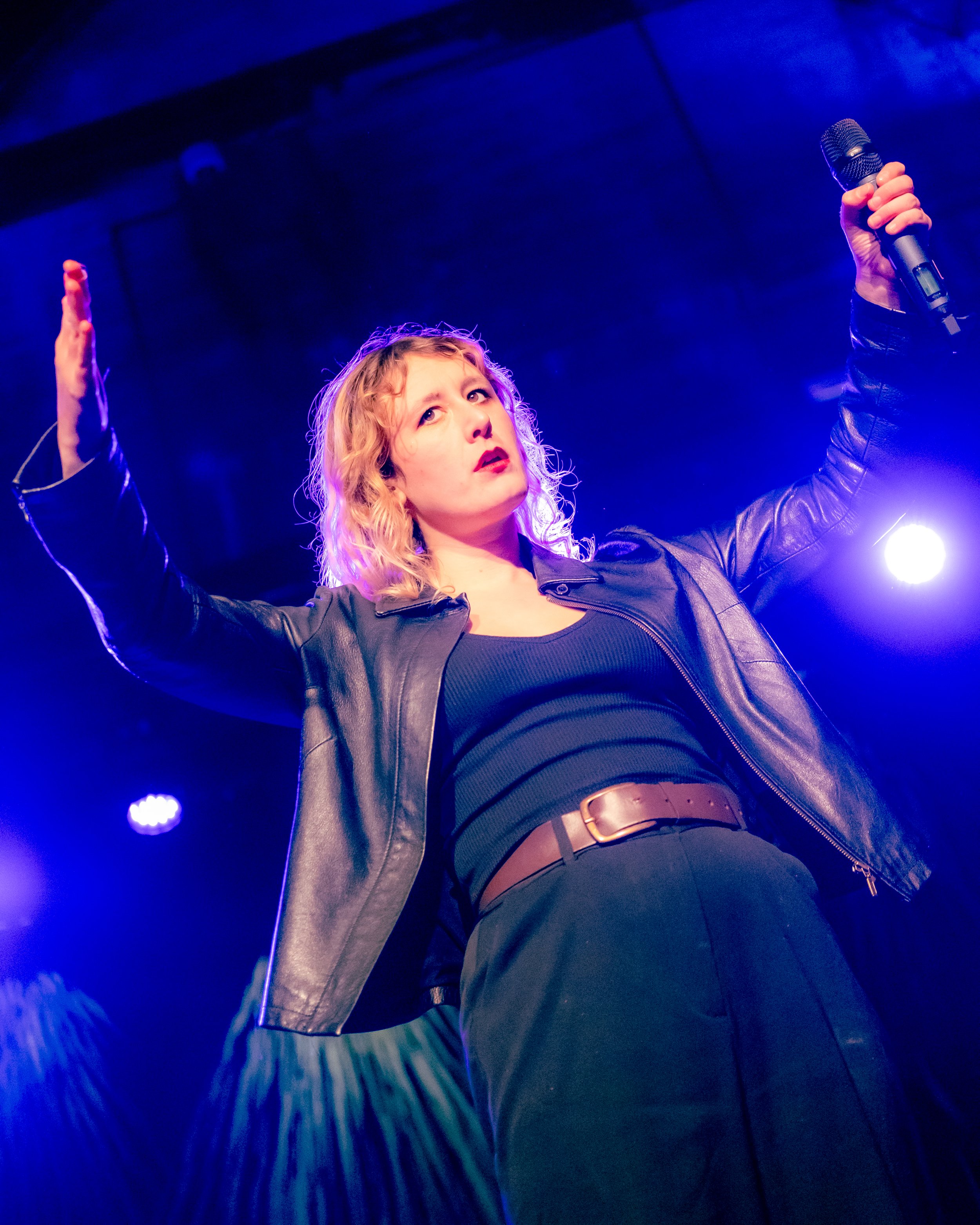 Lambrini Girls-2.jpg