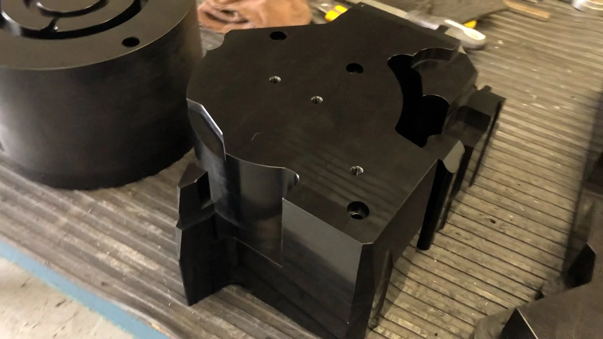 Sequence 01.00_00_22_01.Still002.jpg