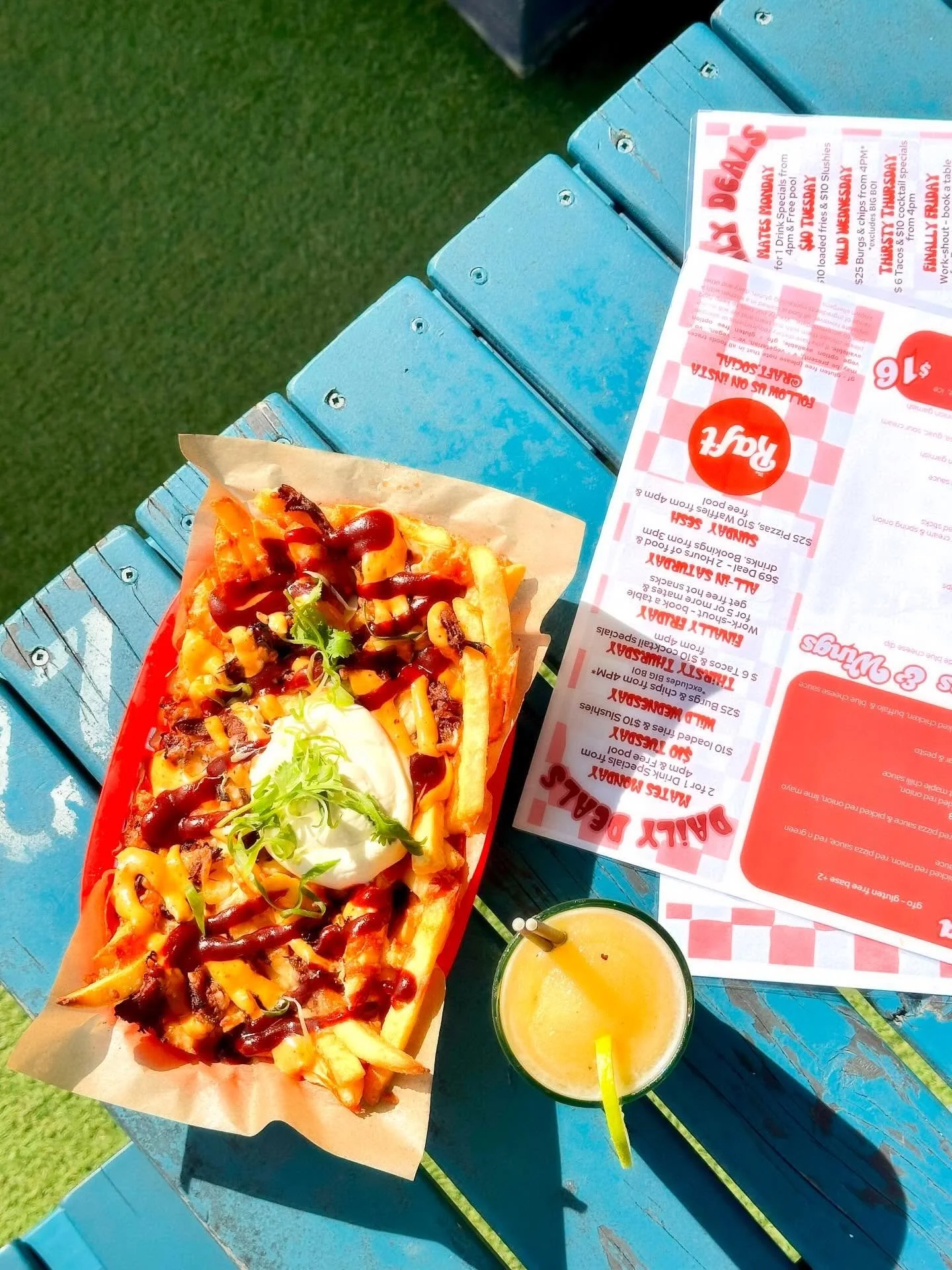 $10 TUESDAY = sorted 😮🔥
Loaded fries stacked 🍟
Frozen slushies hitting 🍹
No catch &hellip;. Just $10 each. Midweek plans ? Consider them handled 👀

#tuesdayvibes #friesbeforeguys #slushiemaker #10dollartuesday