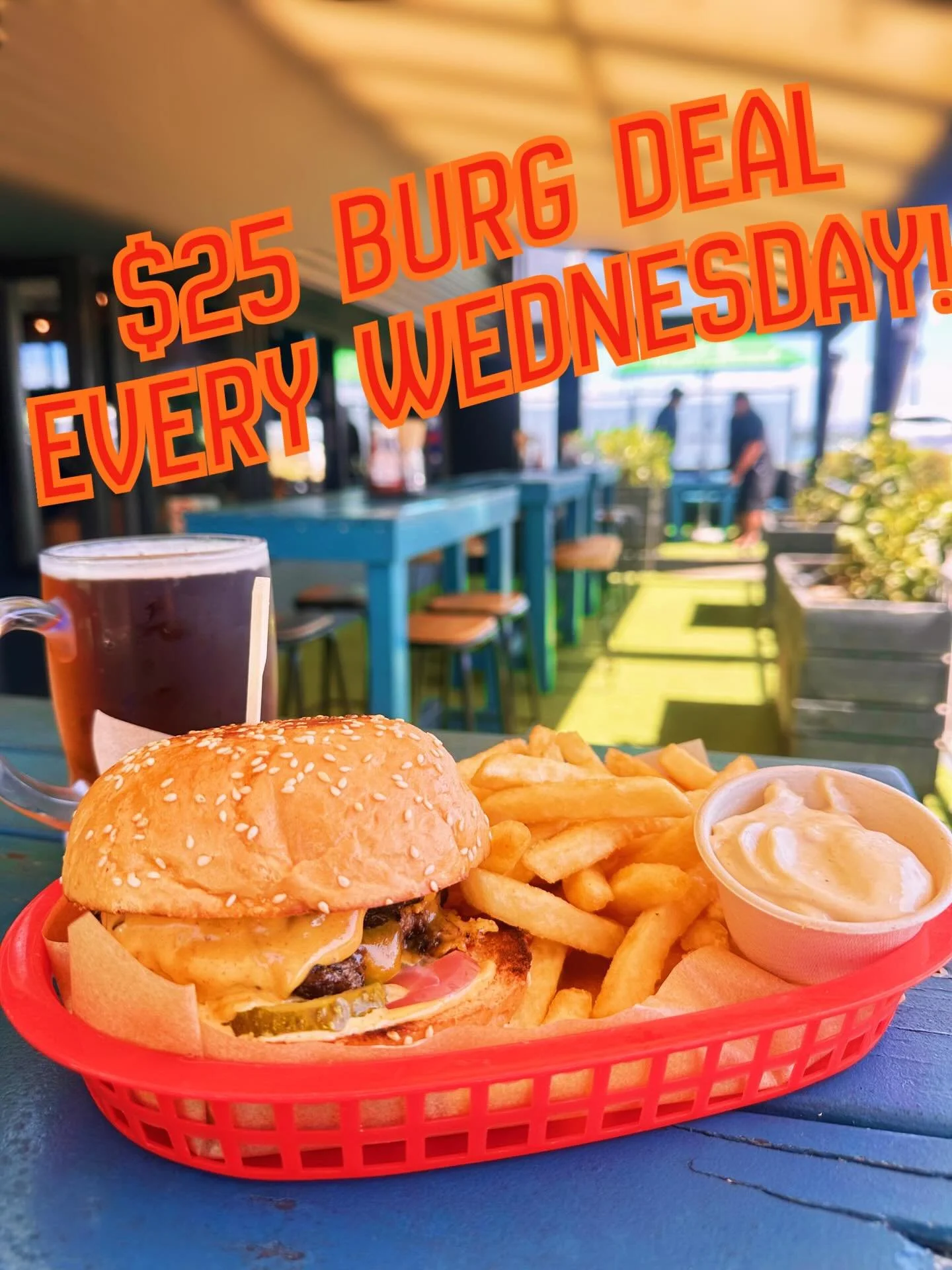$25 BURGER DEAL 🍔🔥
Big, juicy burgers + proper feed energy &hellip; all for $25😮🔥
Grab your crew, lock it in, and make it a Raft session 🍻

📍The Raft 
&bull;
&bull;
&bull;
&bull;
#burgerdeal #tauranga #taurangaeats #burgerlovers