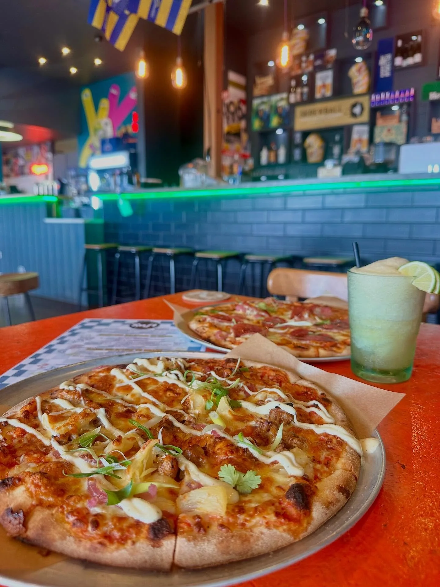 Hot, cheesy, straight out the oven 🍕🔥 
The kind of pizza that disappears way too fast - so you might wanna order two 👀
Perfect with a drink, better with your mates. 
Pull up and get stuck in tonight 🍻
&bull;
&bull;
&bull;
&bull;
#pizzanight #taur