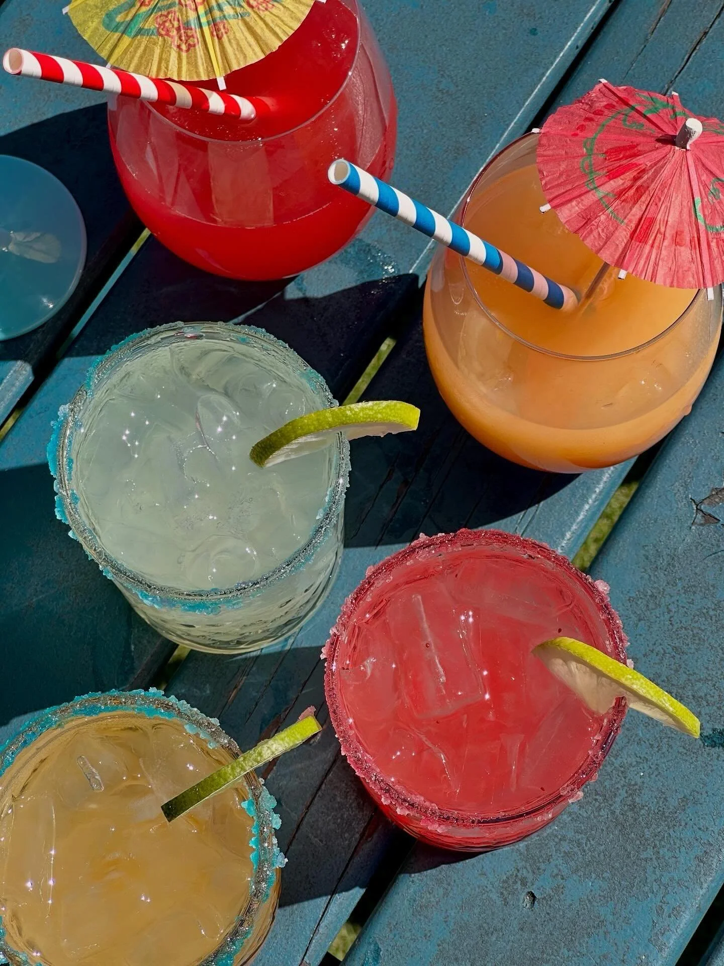 SATURDAY= RUGBY, PARTIES &amp; BOTTOMLESS🍻
Game on, drinks flowing and the vibes not slowing down. Start with the rugby, stay for the party, and go all in with the bottomless 
Good food, loud tunes, and your whole crew in one spot. This is your Satu