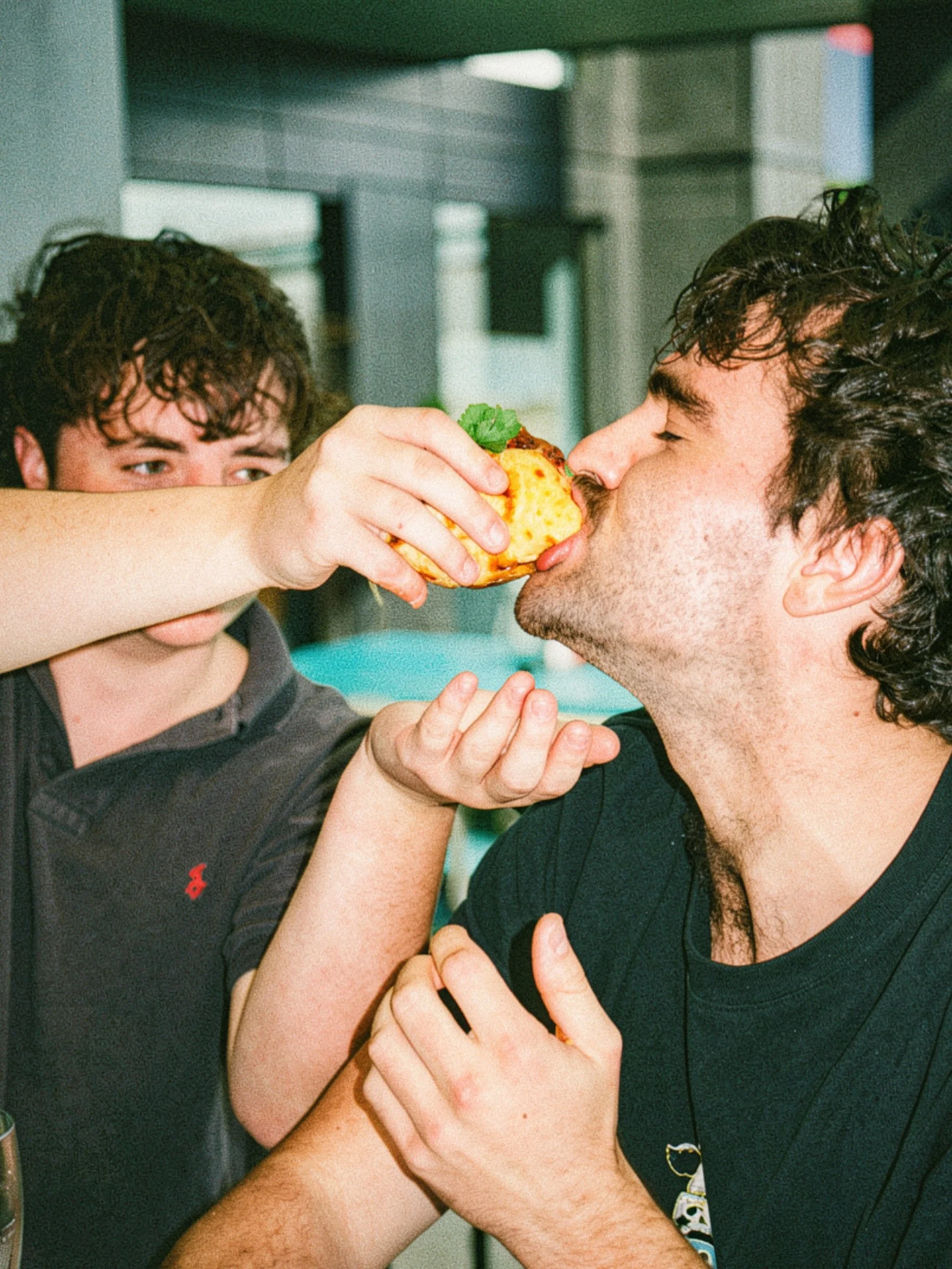 Sharing is caring&hellip; apparently 🌮😂

&bull;
&bull;
&bull;
&bull;
#tacotaco #goodtimes #brolove #taurangaeats