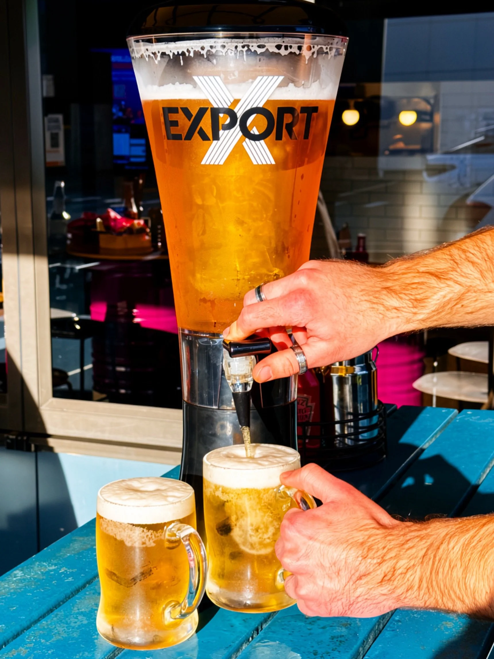 NEW BEER TOWERS HAVE LANDED 🍻🔥
Just $55 and in time for the long weekend! 

Bigger pours, better nights and built for the whole crew 
&bull;
&bull;
&bull;
&bull;
#beertower #knockoff #longweekend #tradie