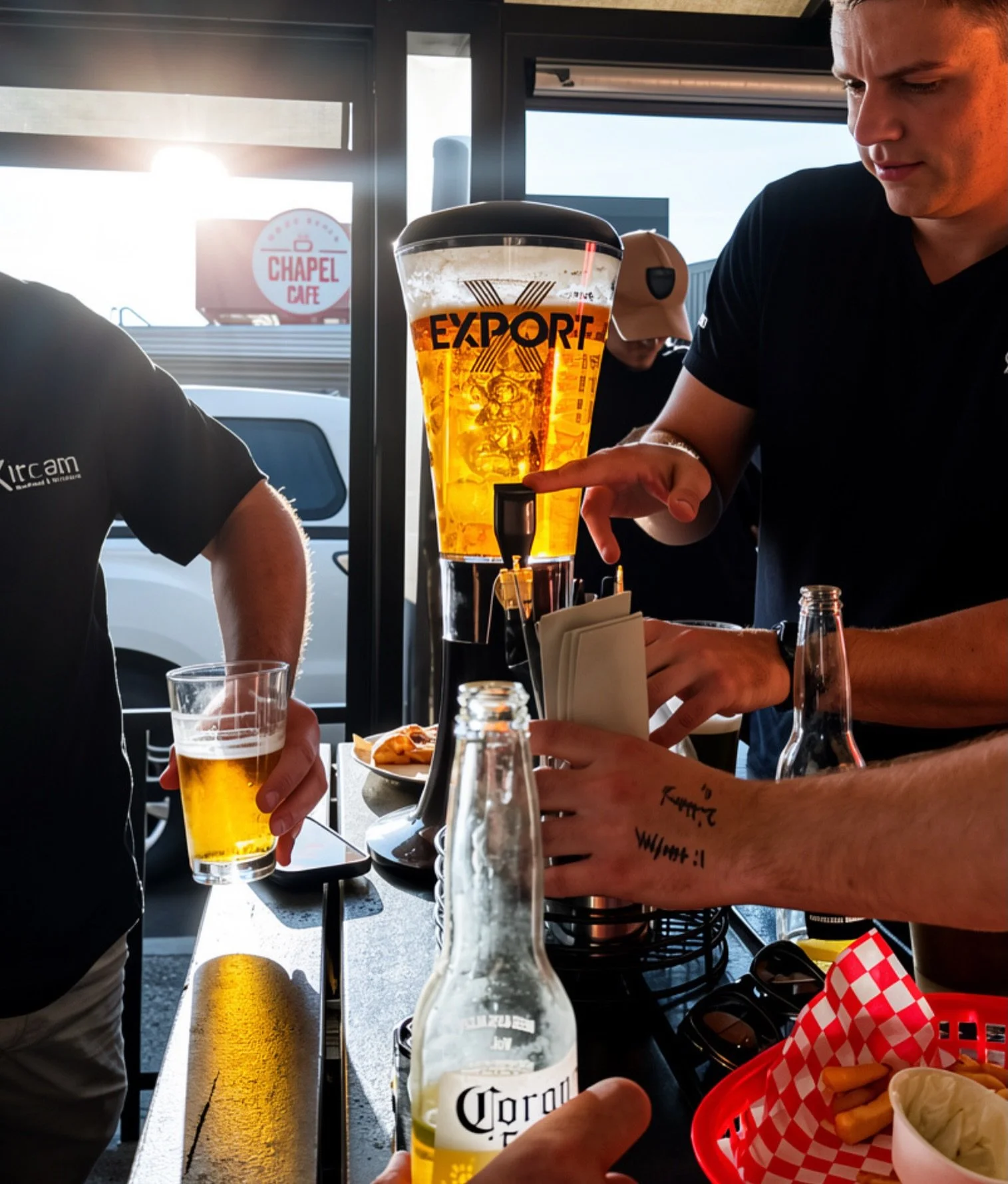 WorkShout Fridays going off 🍻🔥

Beer towers pouring, pizzas landing and crews rolling in straight from knock-off. Book your crew of 5+ and we&rsquo;ll sort the hot snack 🍕🍟

The boys from Kircam electrical trying it out for you 😜
&bull;
&bull;
&