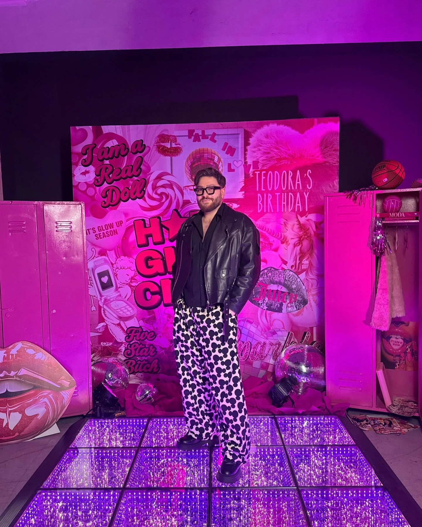 T&rsquo;s Bday 💙✨