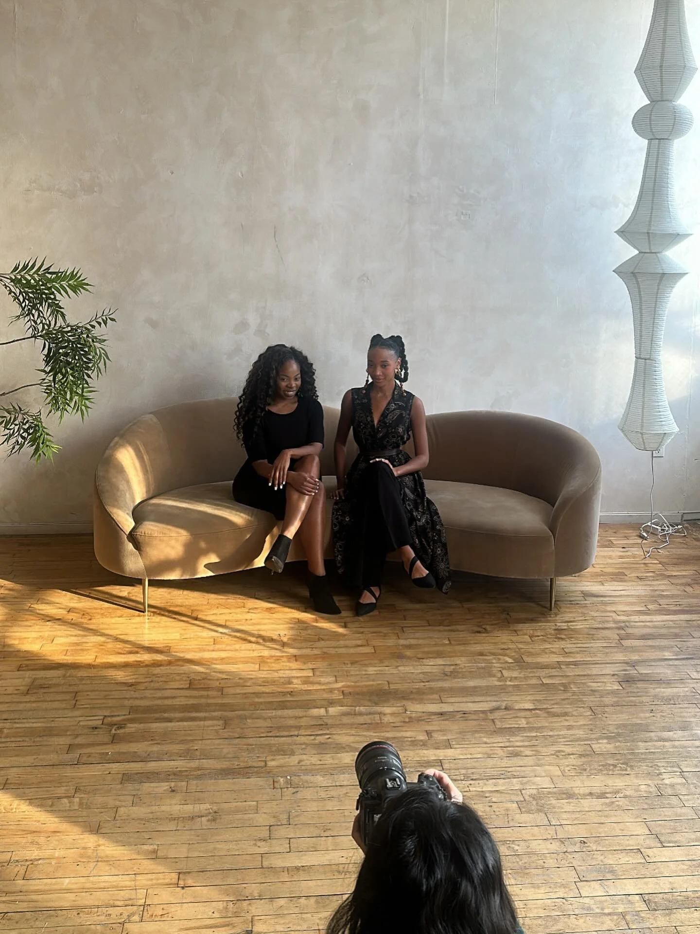 Exciting day! ✨✨ Our New York Staff therapists, Amerah and Danielle are getting updated headshots today! Head over to our website to learn more about them and how they practice. Both are currently accepting new clients! #NYC #blacktherapist