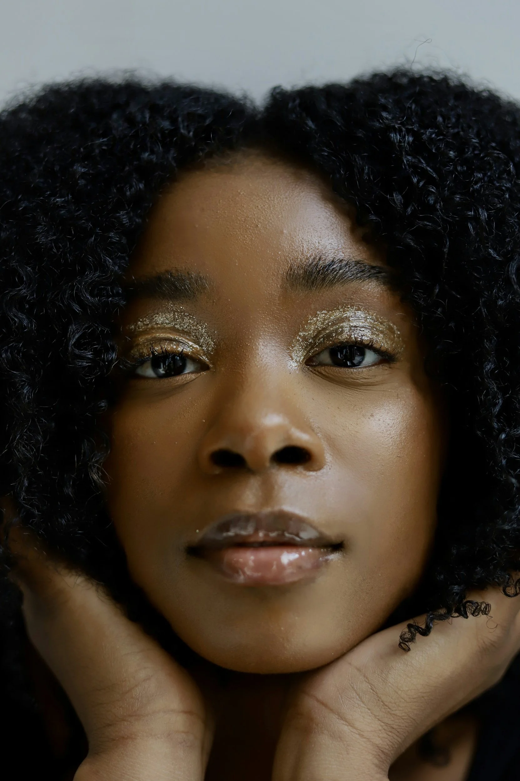 How to Find a Therapist Who Accepts Aetna or Blue Cross Blue Shield (Without the Stress)