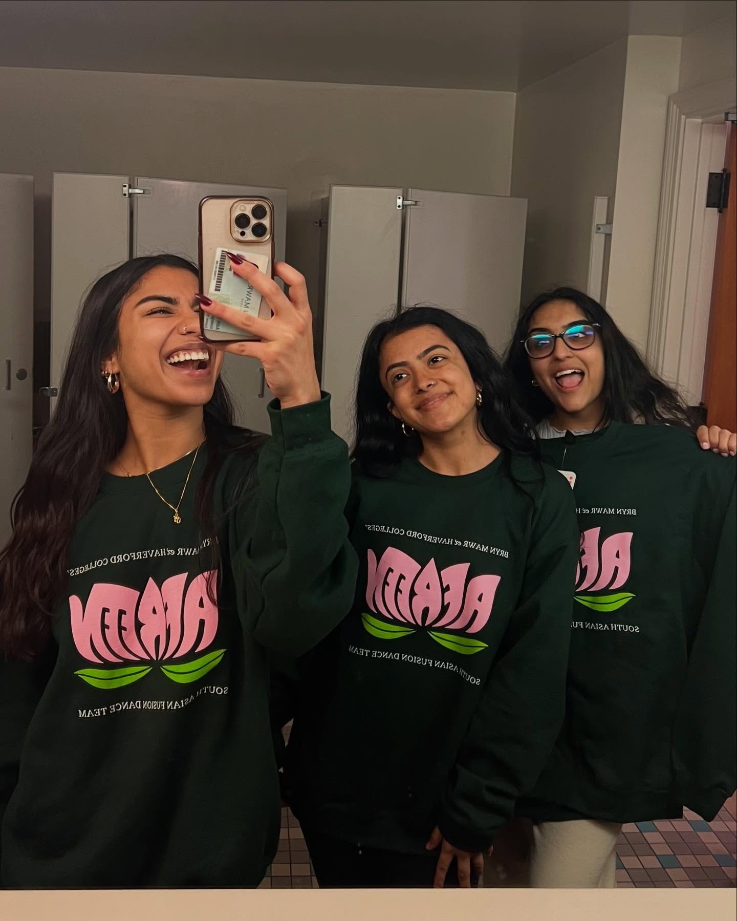 new @bmcafreen merch by me :) πͺ·π