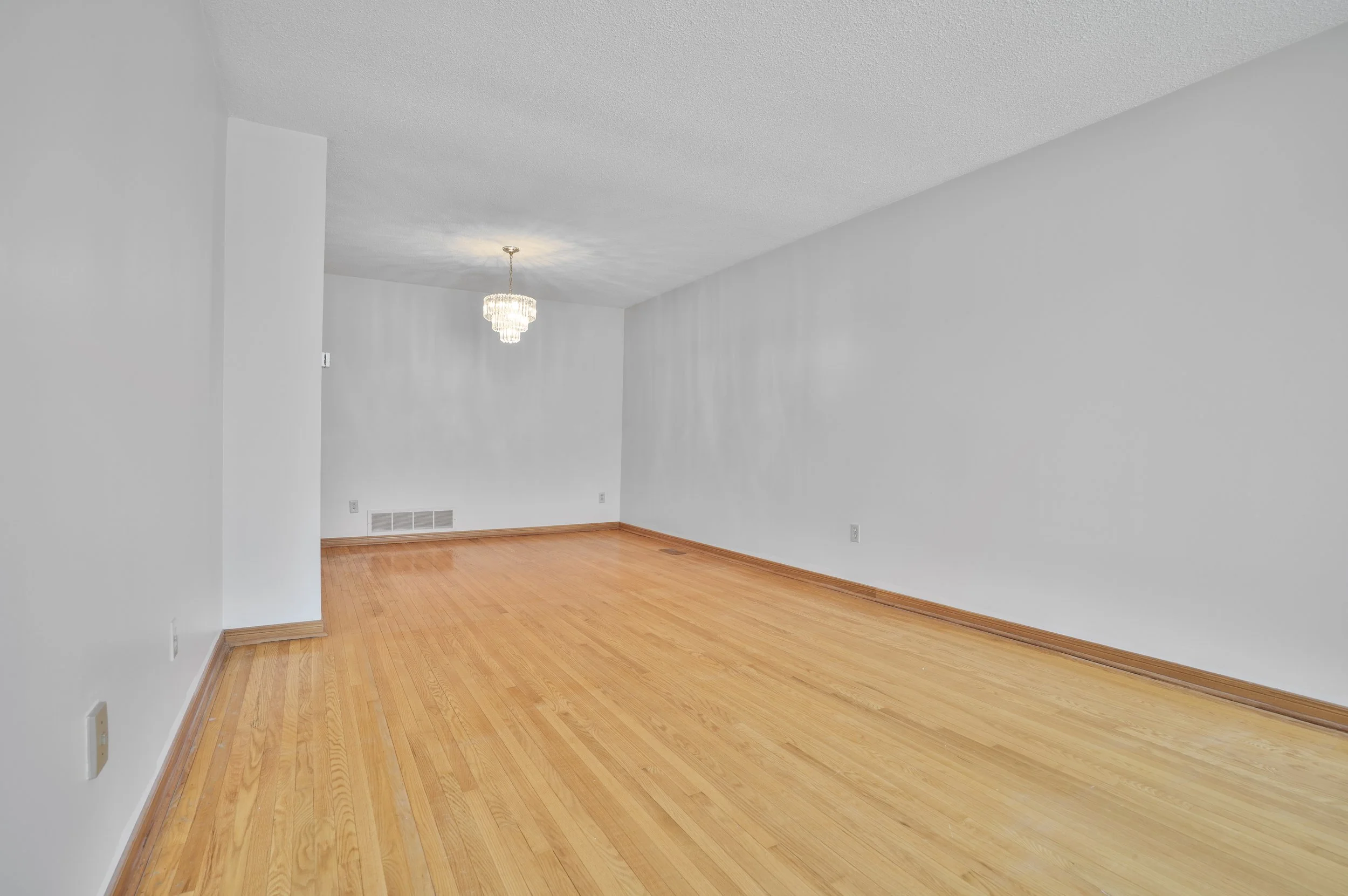 63 Fred Bland Crescent, Toronto-06.jpg