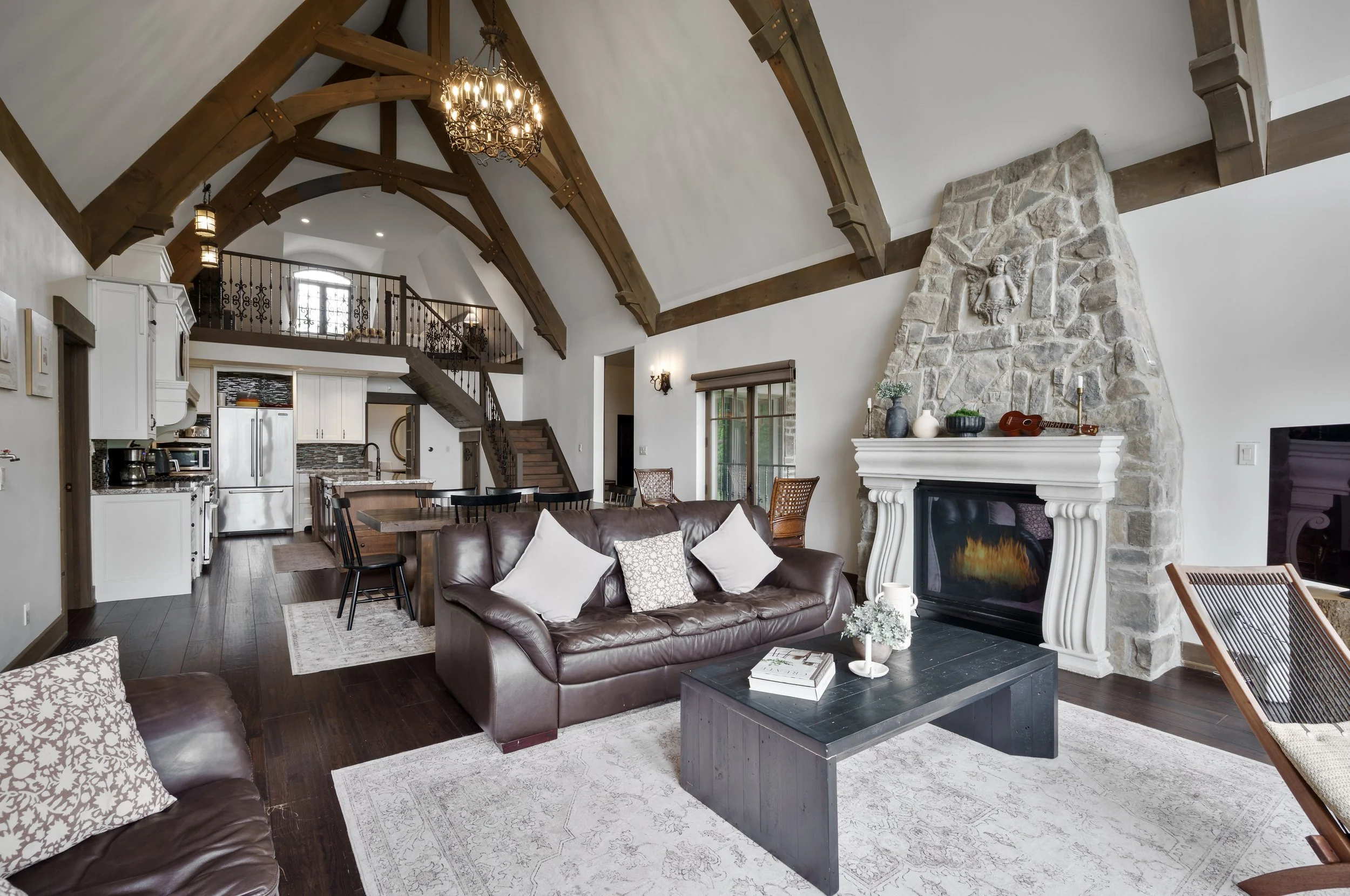 Luxury chalet with cathedral ceilings and fireplace in Brock - Real Estate Photography