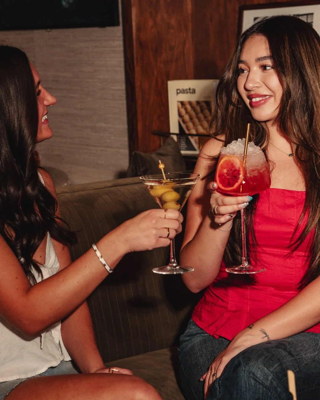 Afternoon dreams, served chilled. 🍸 
Join us for daily happy hour from 3-5pm, see you at Sexy Roman.