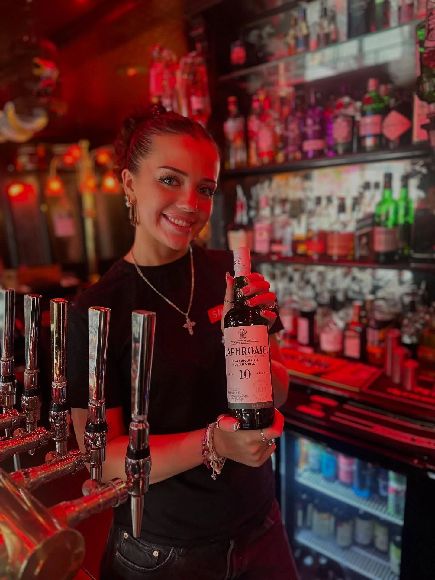 Grace knows a good dram when she sees one&hellip; and today, she&rsquo;s showing off the bold, smoky magic of Laphroaig 10-Year-Old.
From the rugged shores of Islay to your glass here at The Crix. This single malt is all about rich peat smoke, a hint