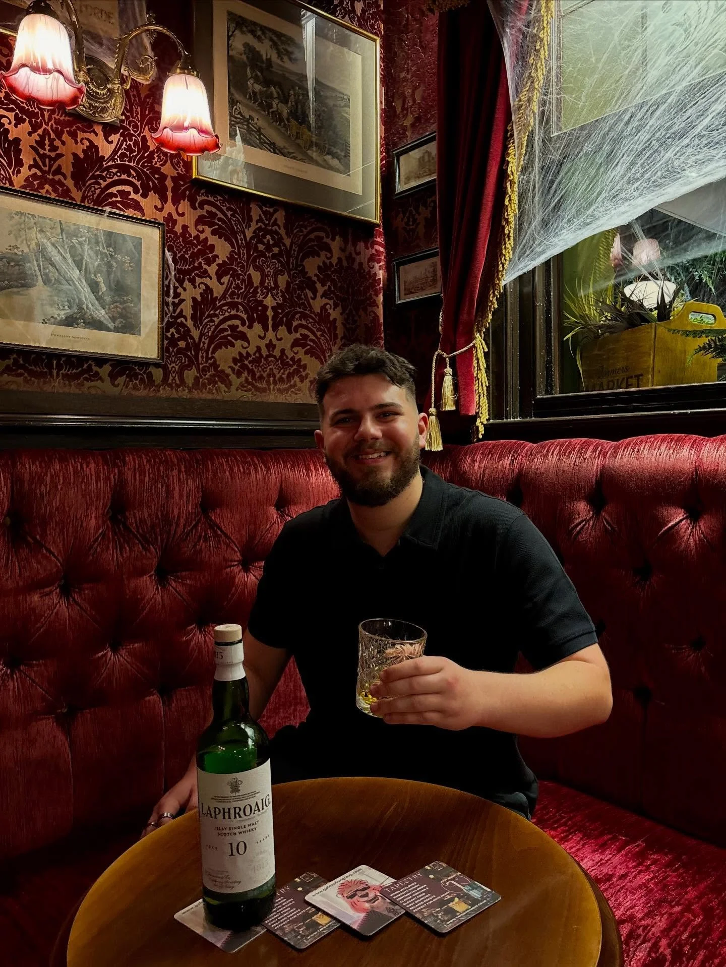 Now that the weather's getting colder our snug areas are the perfect spot to enjoy a mid-week whiskey.🥃 

Laphroaig is George&rsquo;s personal favourite but we also have a selection of other whisky&rsquo;s to savour. ❄️

#whiskey #scotch #bourbon #i