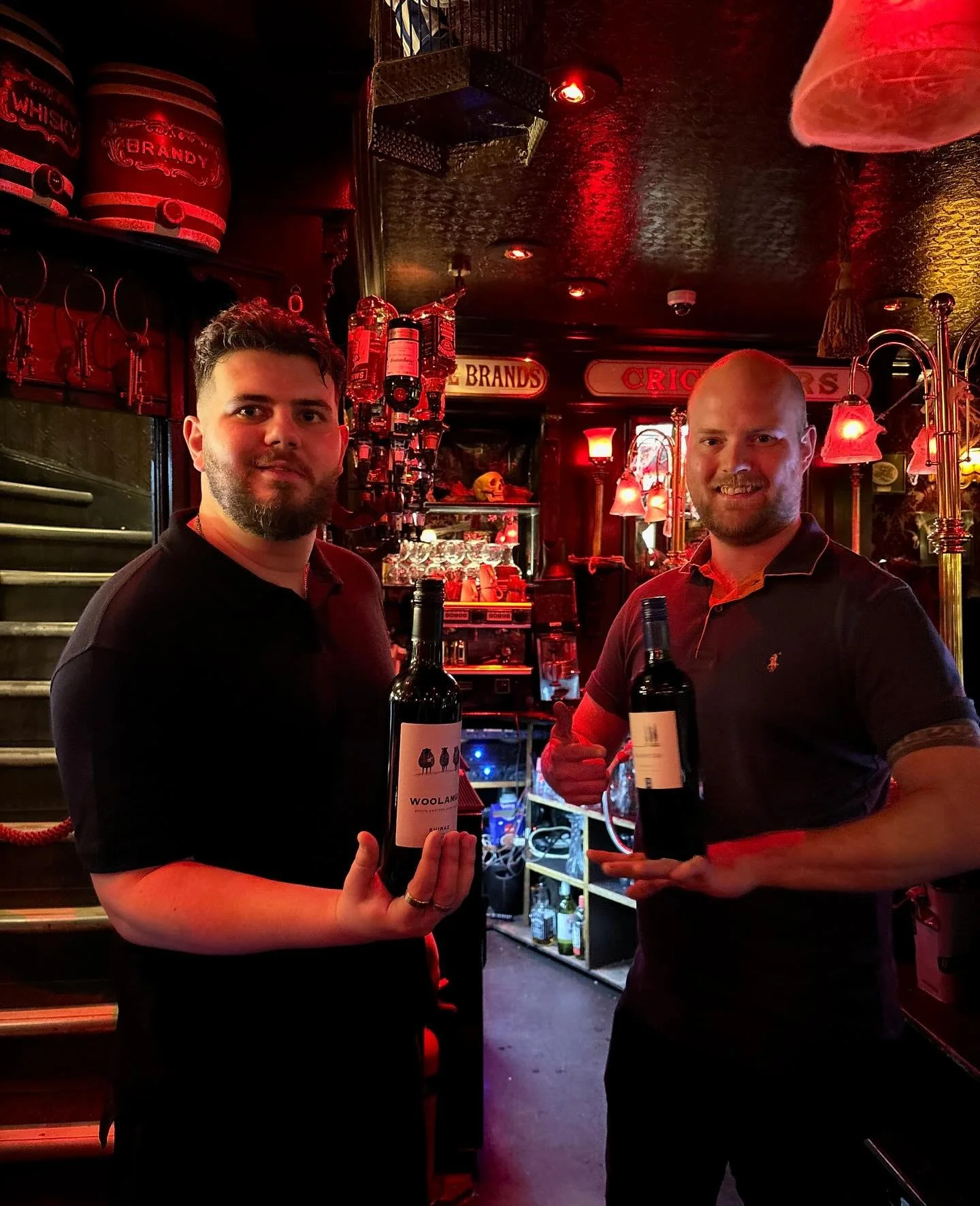 It&rsquo;s Thirstday, let&rsquo;s sip in style! 🍷 

Whether you're a wine newbie or a connoisseur, red wine is an experience you won't want to miss!🤩
&bull;
&bull;
&bull;
#cricketers #cricketersbrighton #thecrix #crix #brighton #brightonpubs #brigh