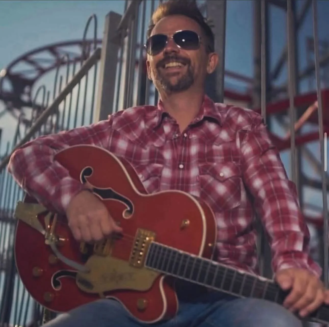 Join us from 5-8pm for our happy hour 🍻🍷
Make sure you stick around for midweek entertainment from Tom Walker, kicking off from 8pm till late 🎶🎸

#tuesday #brightonpubs #livemusic #happyhour #brighton