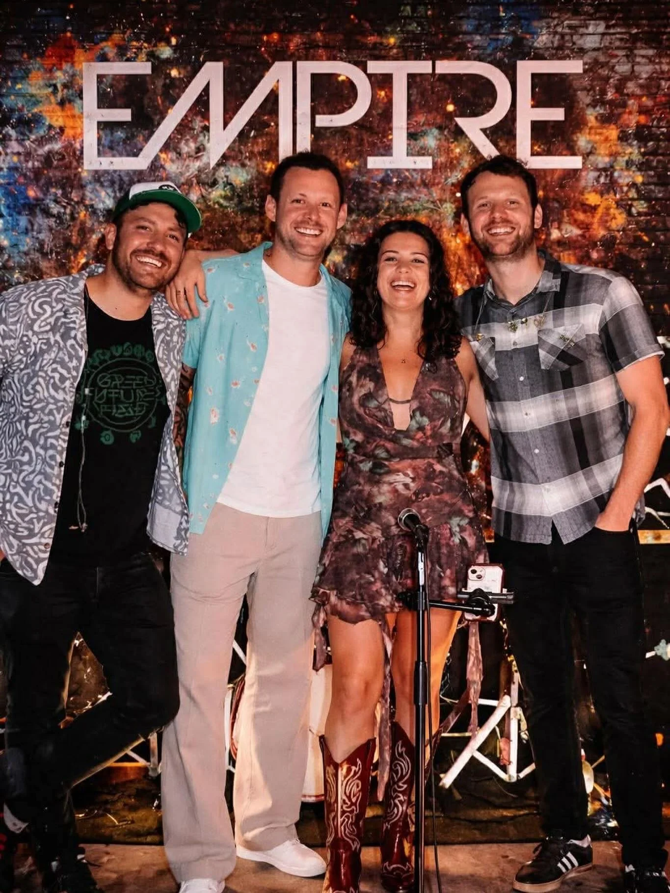 🎶Friday night at The Cricketers🎶
Get ready for an epic night of live music with Empire playing 10:30pm till 1am 🎸🎤
Come down earlier and make the most of our happy hour 5-8 with plenty of drinks for all to enjoy!!🍻🍷
#fridaynight #livemusic #the