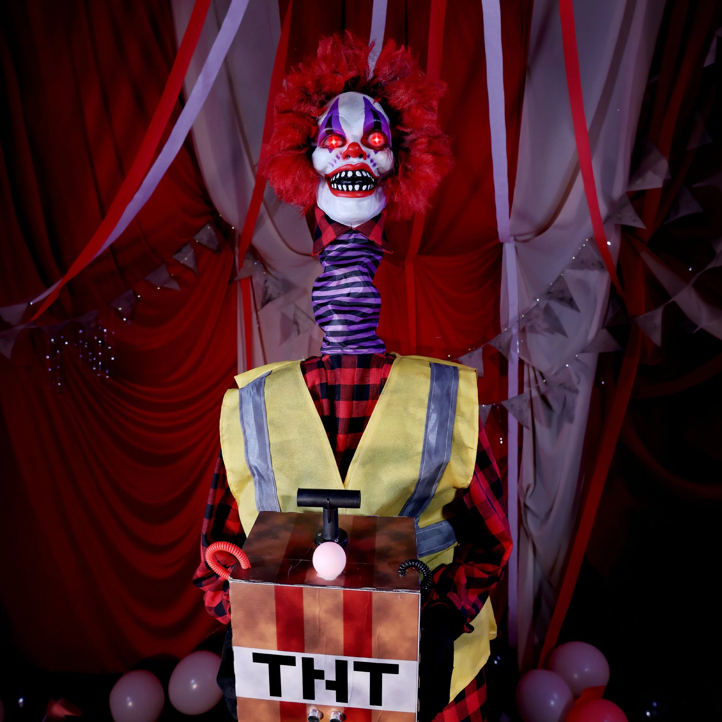 HHCLOWN50FLSA-lifestyle3.jpg