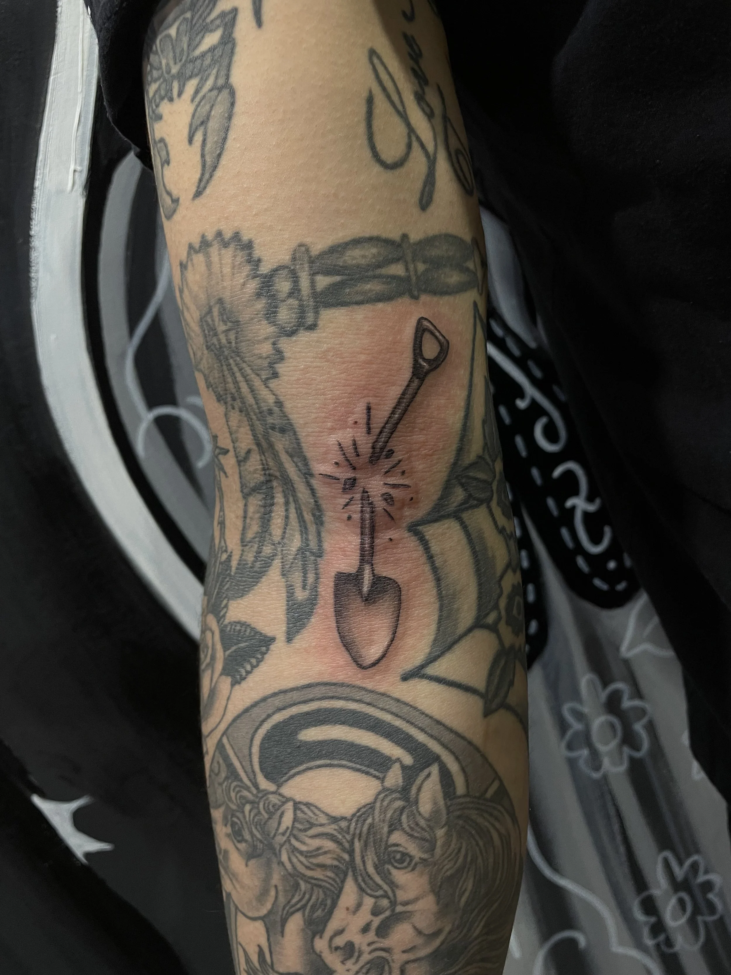 linework tattoo artist in Austin Texas