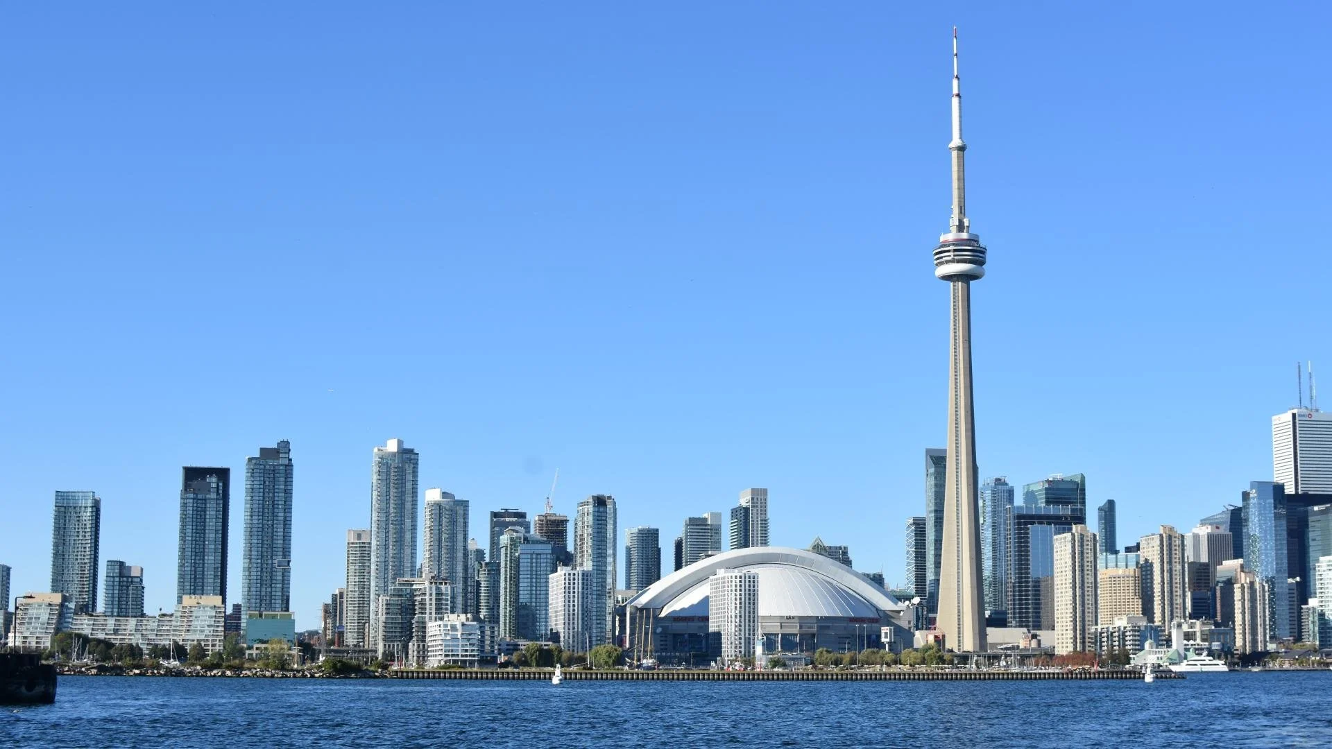 Charity Giving in Canada: What Sets Canadian Donors Apart?