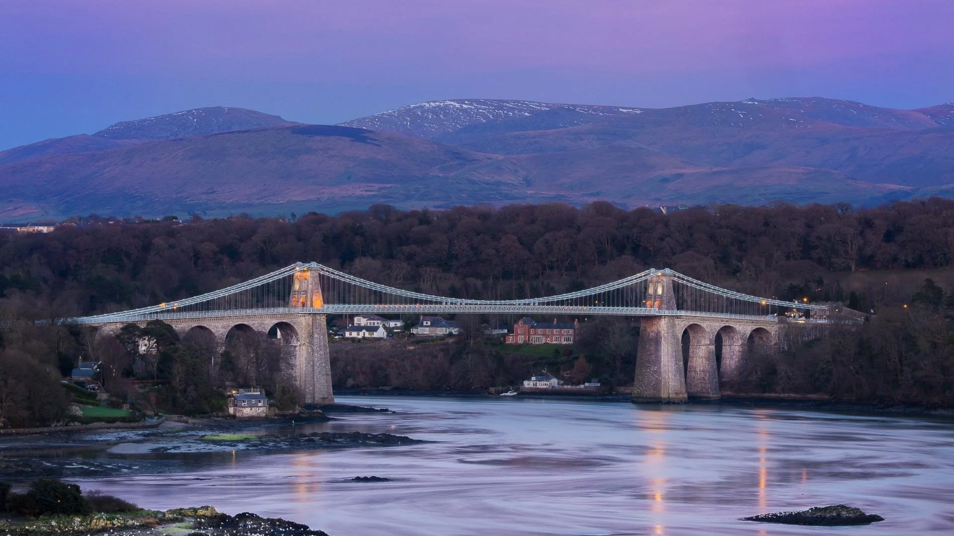 Ten reasons why Wales needs its own Charity Regulator