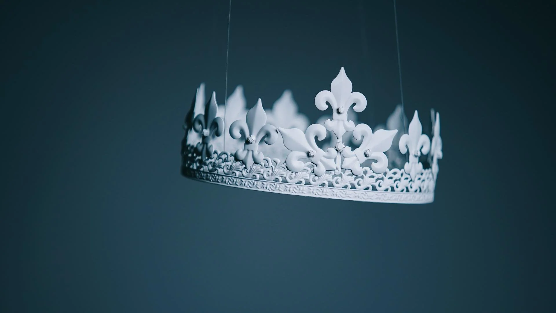 How can the Royal family use its patronage to best affect?