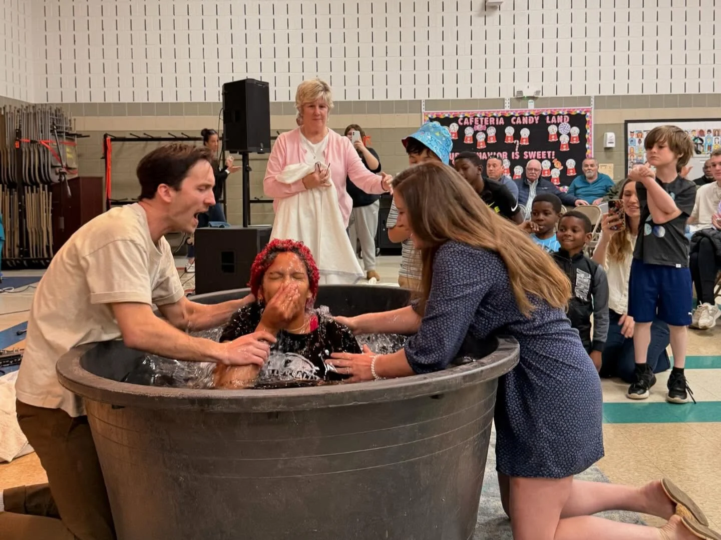 Die with Christ, RISE WITH CHRIST! Hallelujah 🙌🙌 An amazing time at Embassy Church celebrating Palm Sunday with Baptisms. 🙏 A powerful time spent in his presence as each person was baptized, and filled with fire 🔥 Thank you Jesus Christ! #hagerst