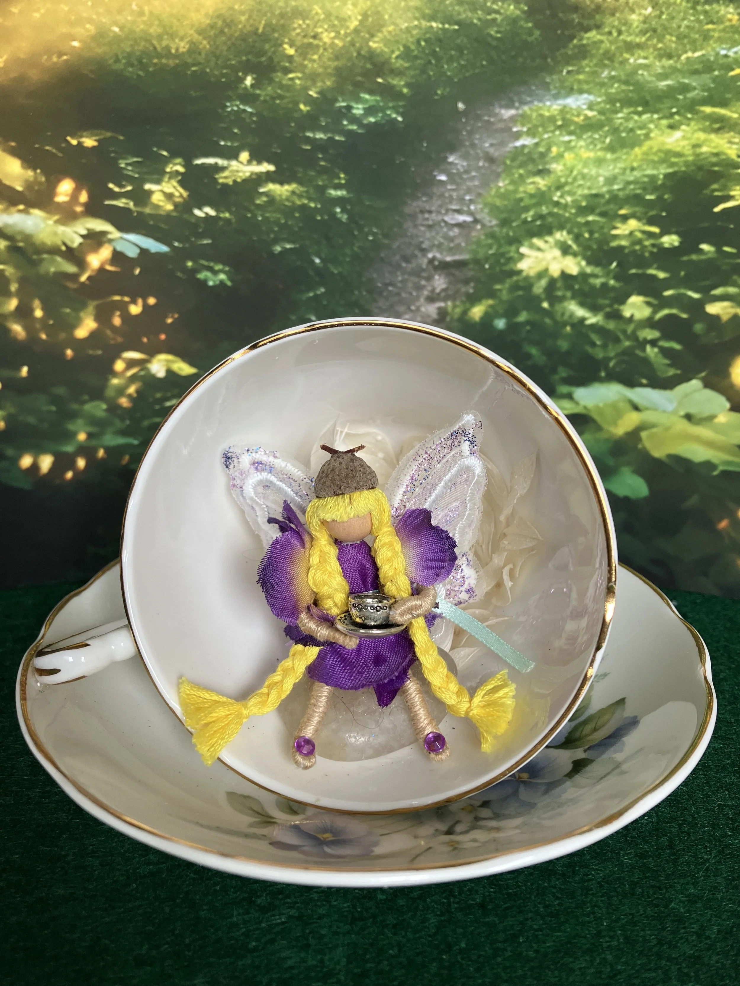 Pretty Pansy