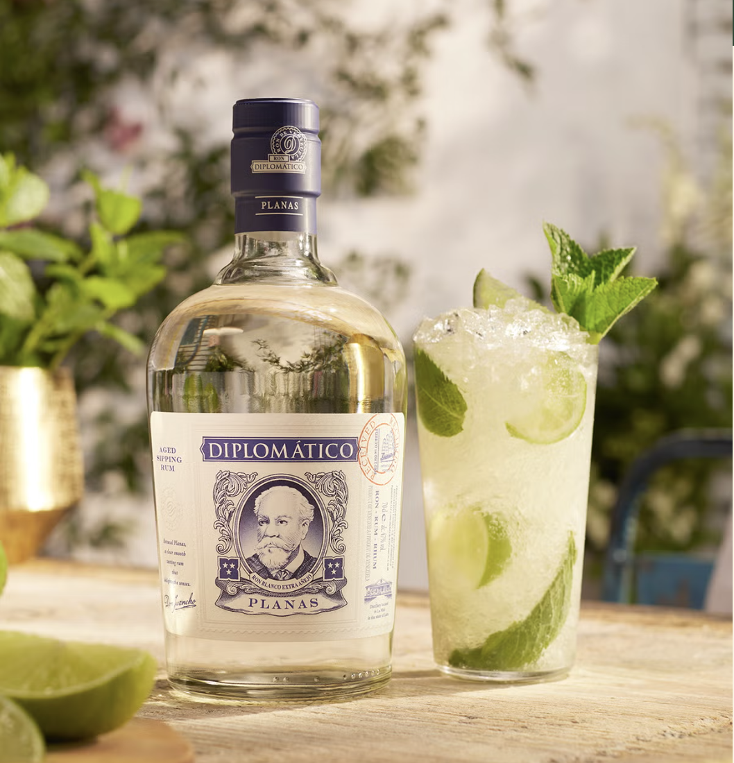 DIPLOMATICO PLANAS
