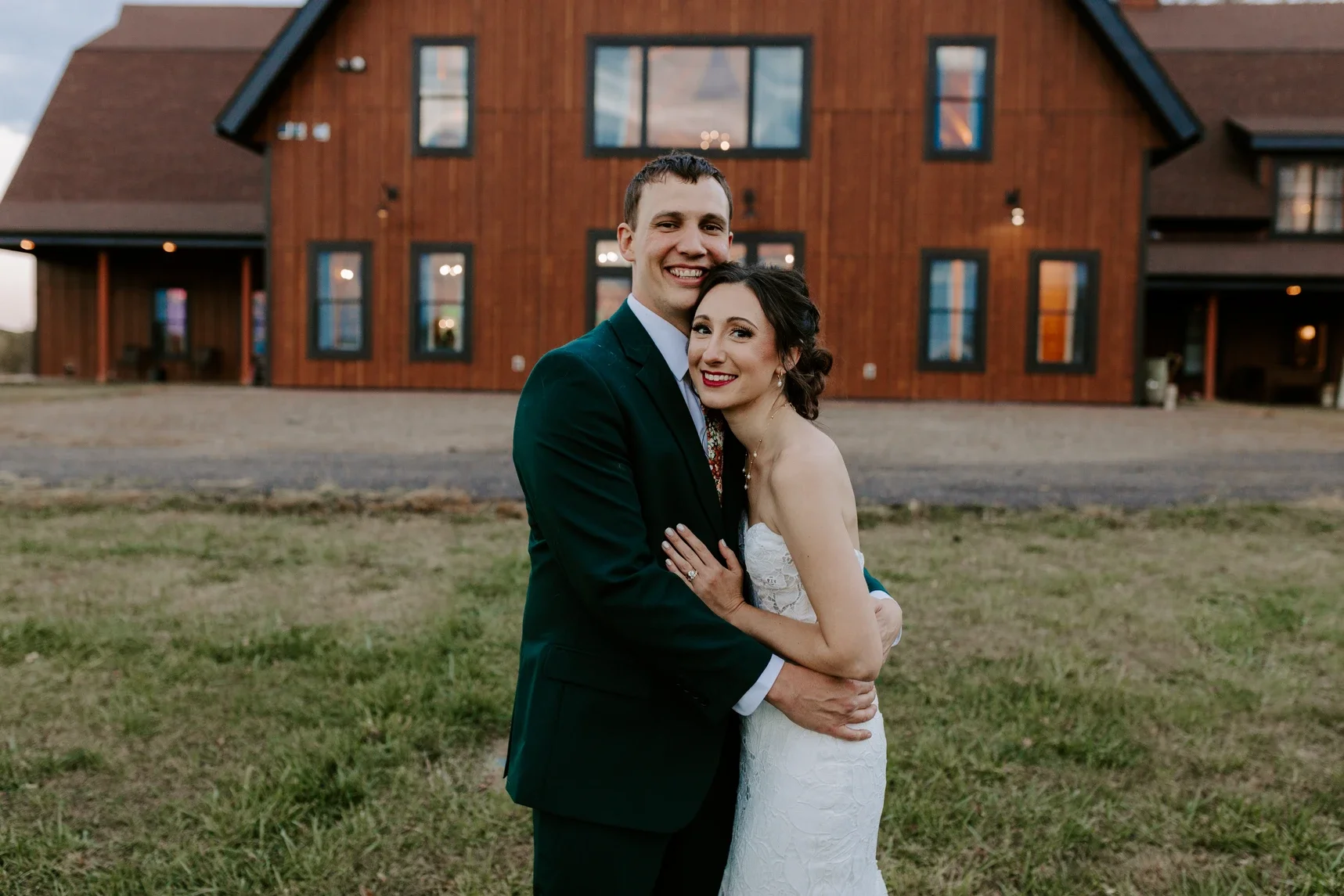 
Wedding venues in Isanti MN under 100 guests, 2027 wedding venue availability, MN,15-hour wedding venue rental MN, Rustic luxury wedding venue Minnesota, Isanti MN wedding venue , Wedding venues near Cambridge MN ,Barn wedding venue Minnesota, Rusti