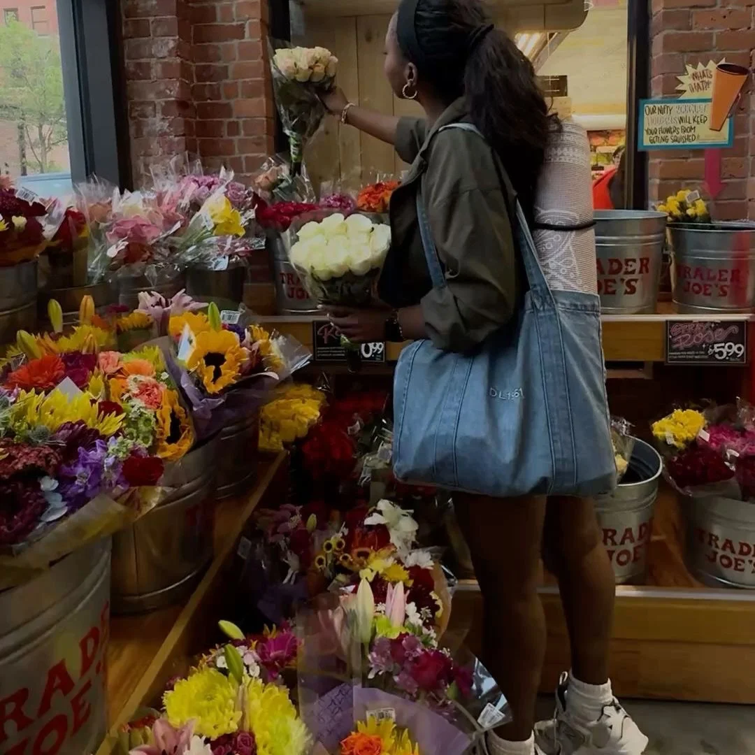 Give the Girls their Flowers all month. all year. forever and always. 

#blooms #selfcare #fictionandflorals #givethegirlstheirflowers