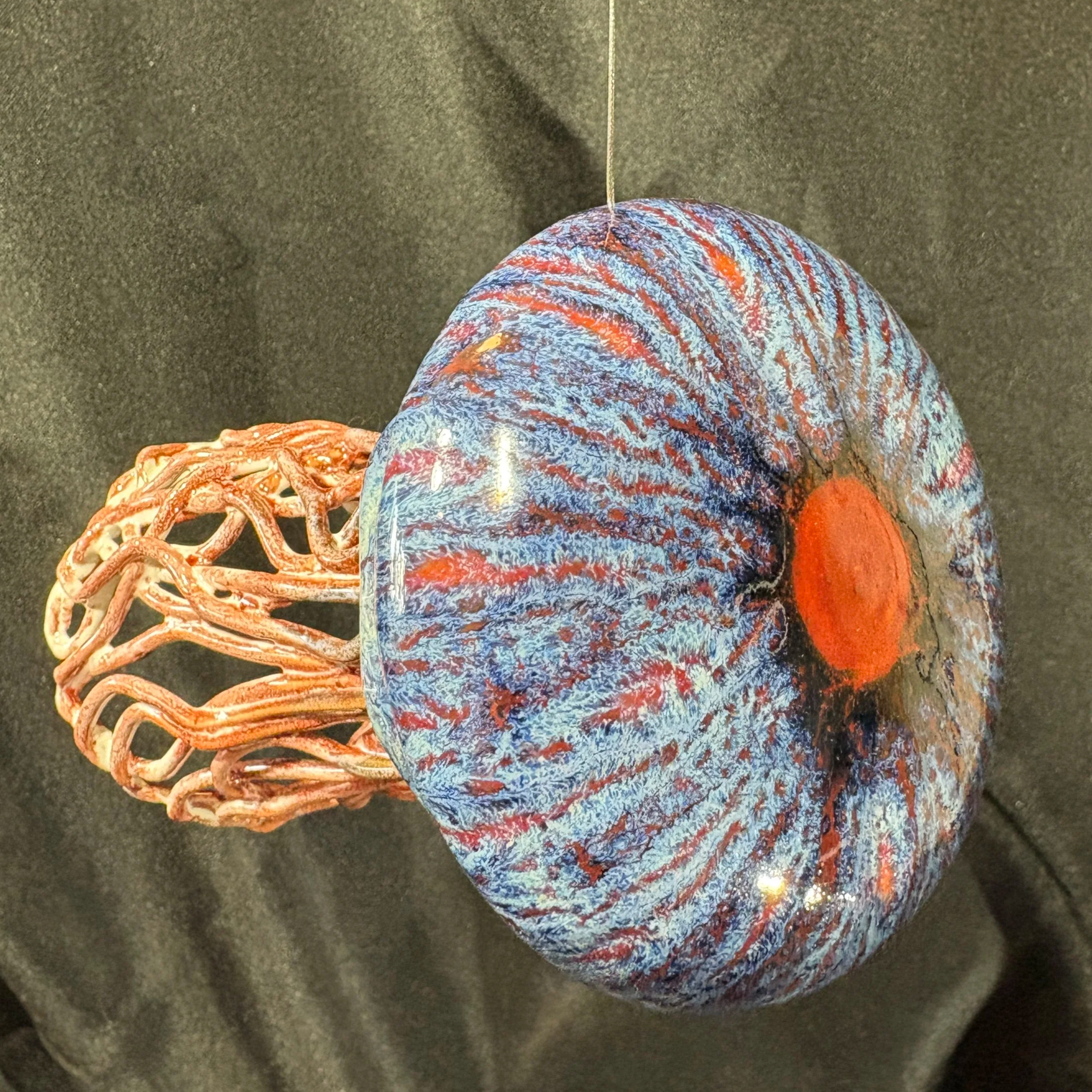 Hanging or free-standing jellyfish sculpture